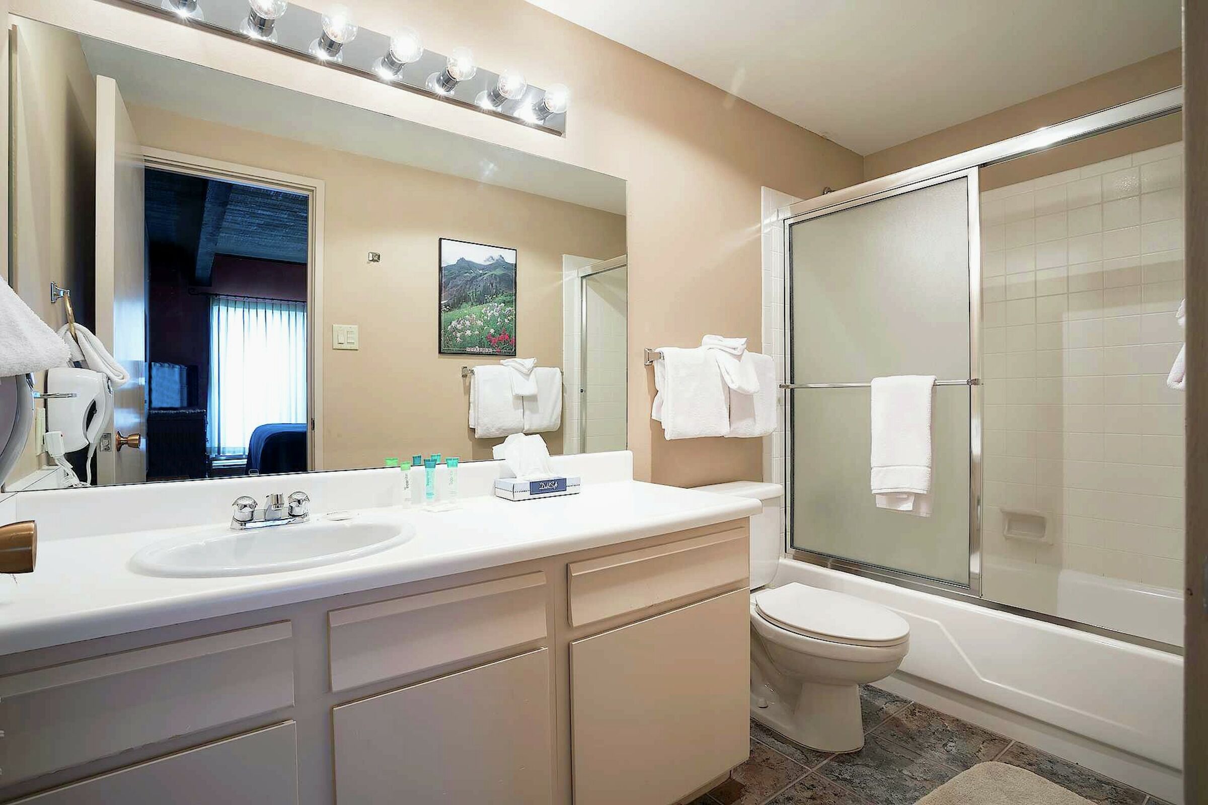 Master Ensuite Bathroom