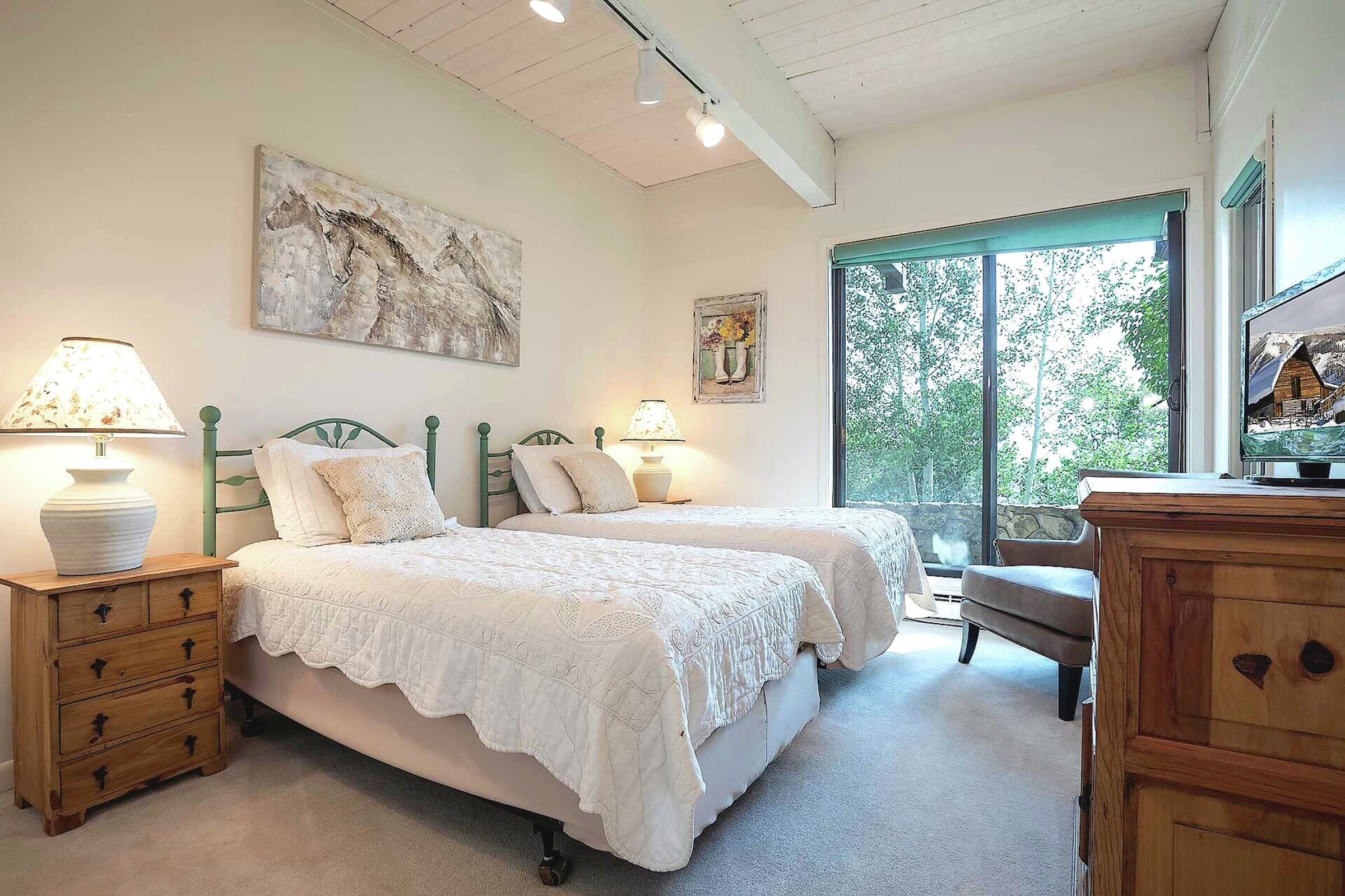 #A117 - Bedroom