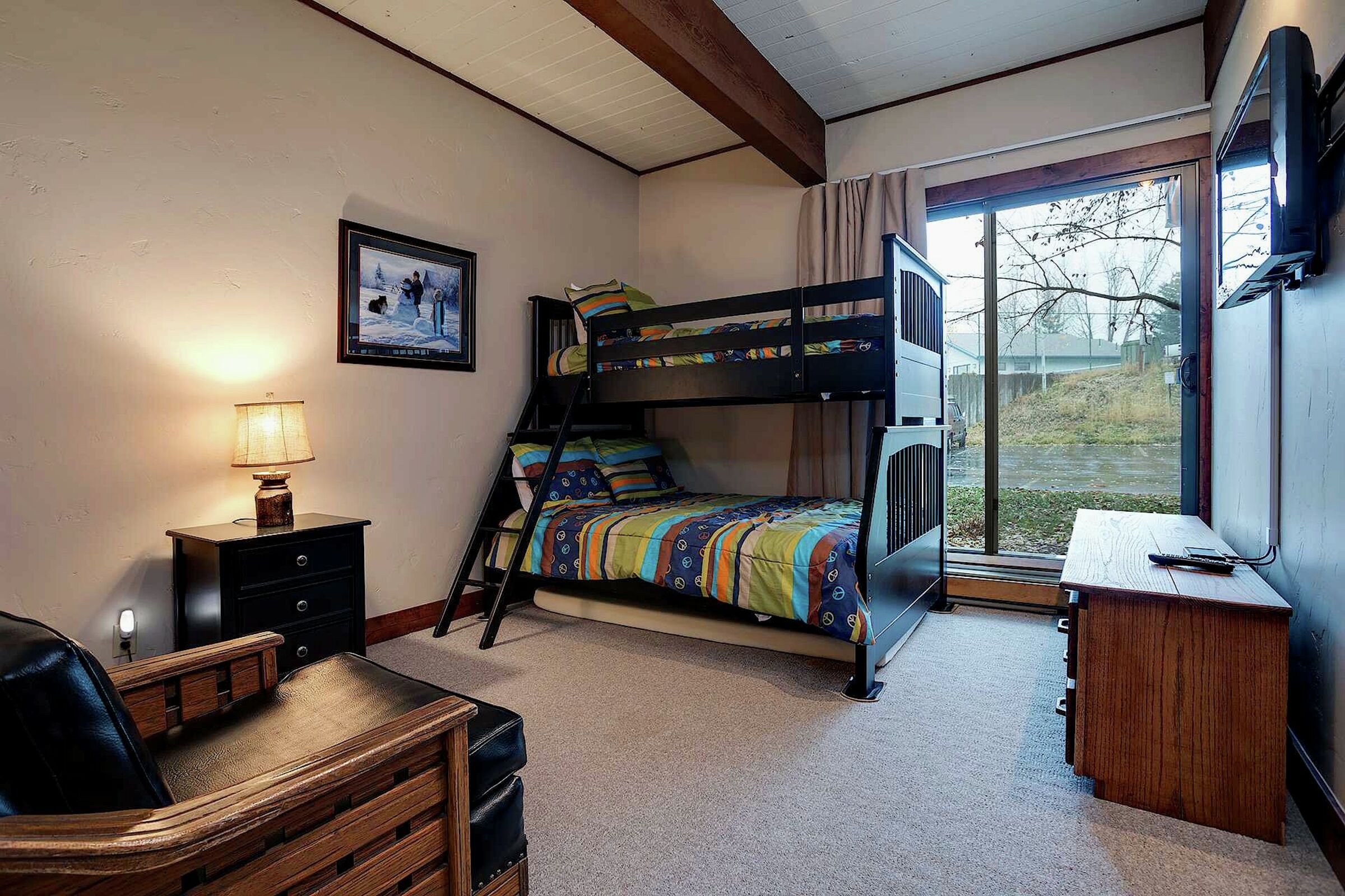 #B220 - Bedroom