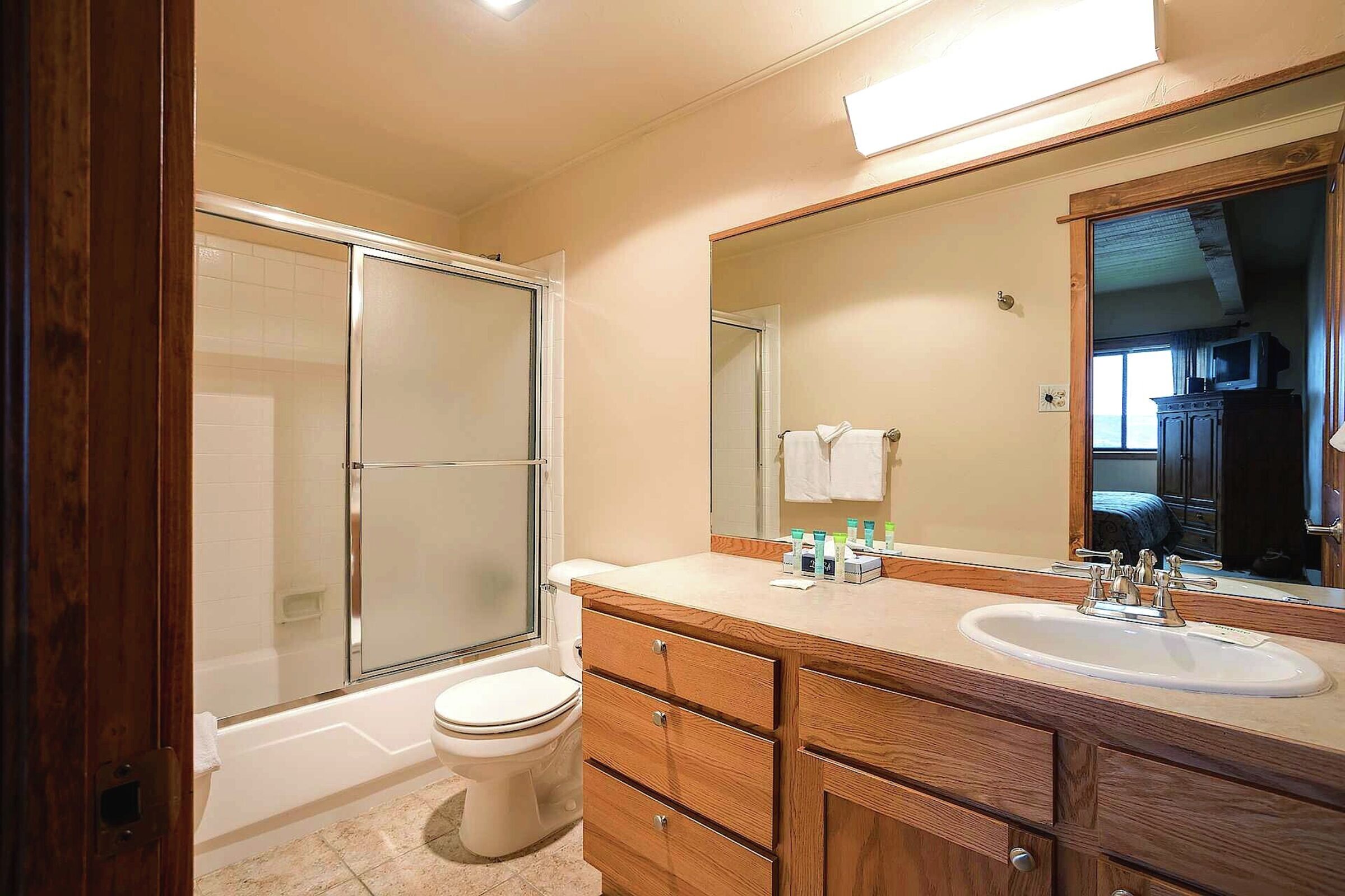 #A313 - Master Ensuite Bathroom
