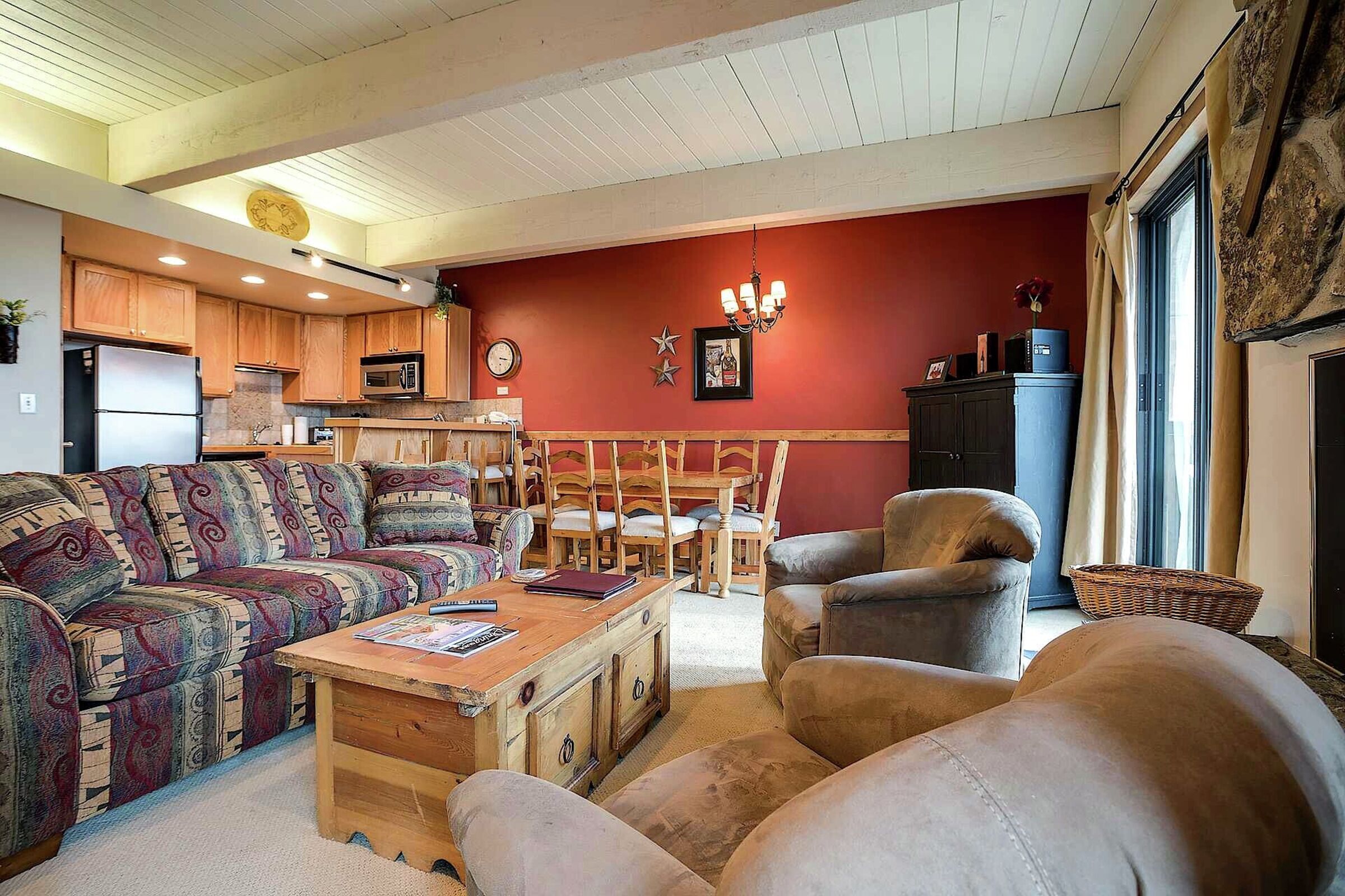 #A313 - Living Area