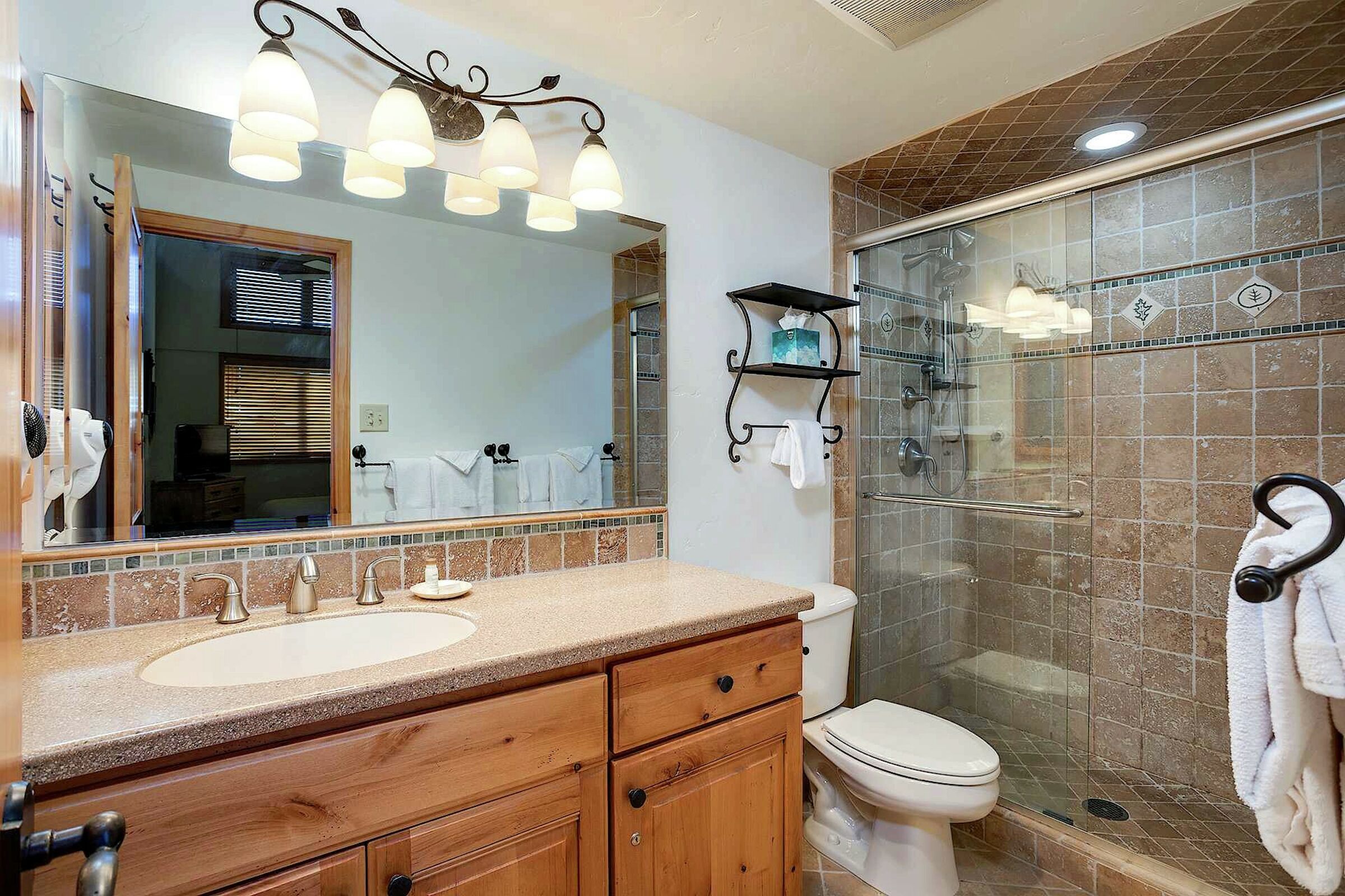 Master Ensuite Bathroom