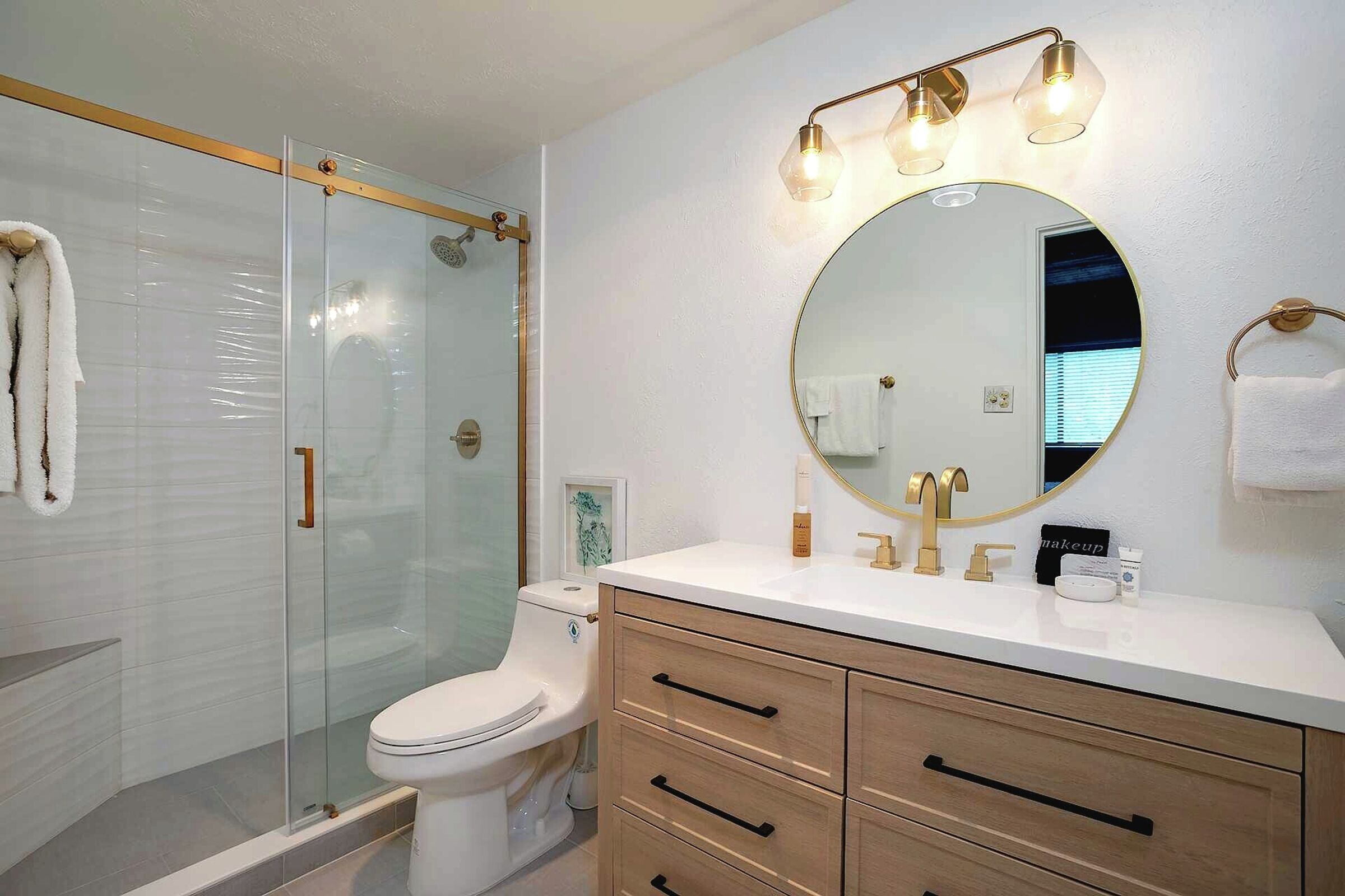 #B315 - Master Ensuite Bathroom