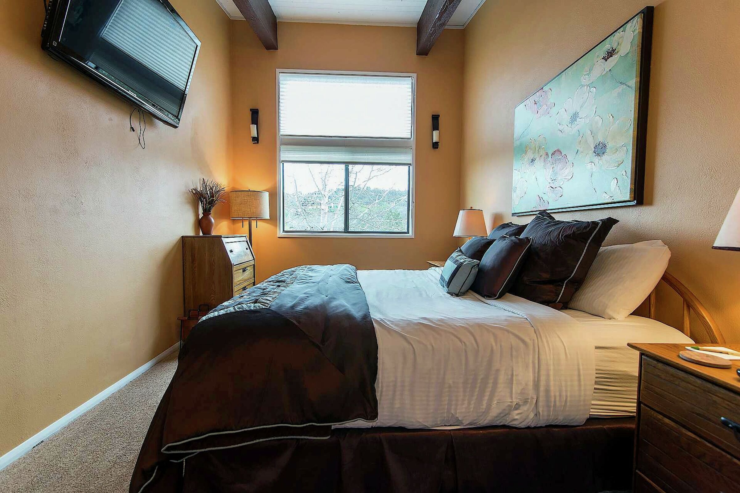 #C410 - Master Bedroom