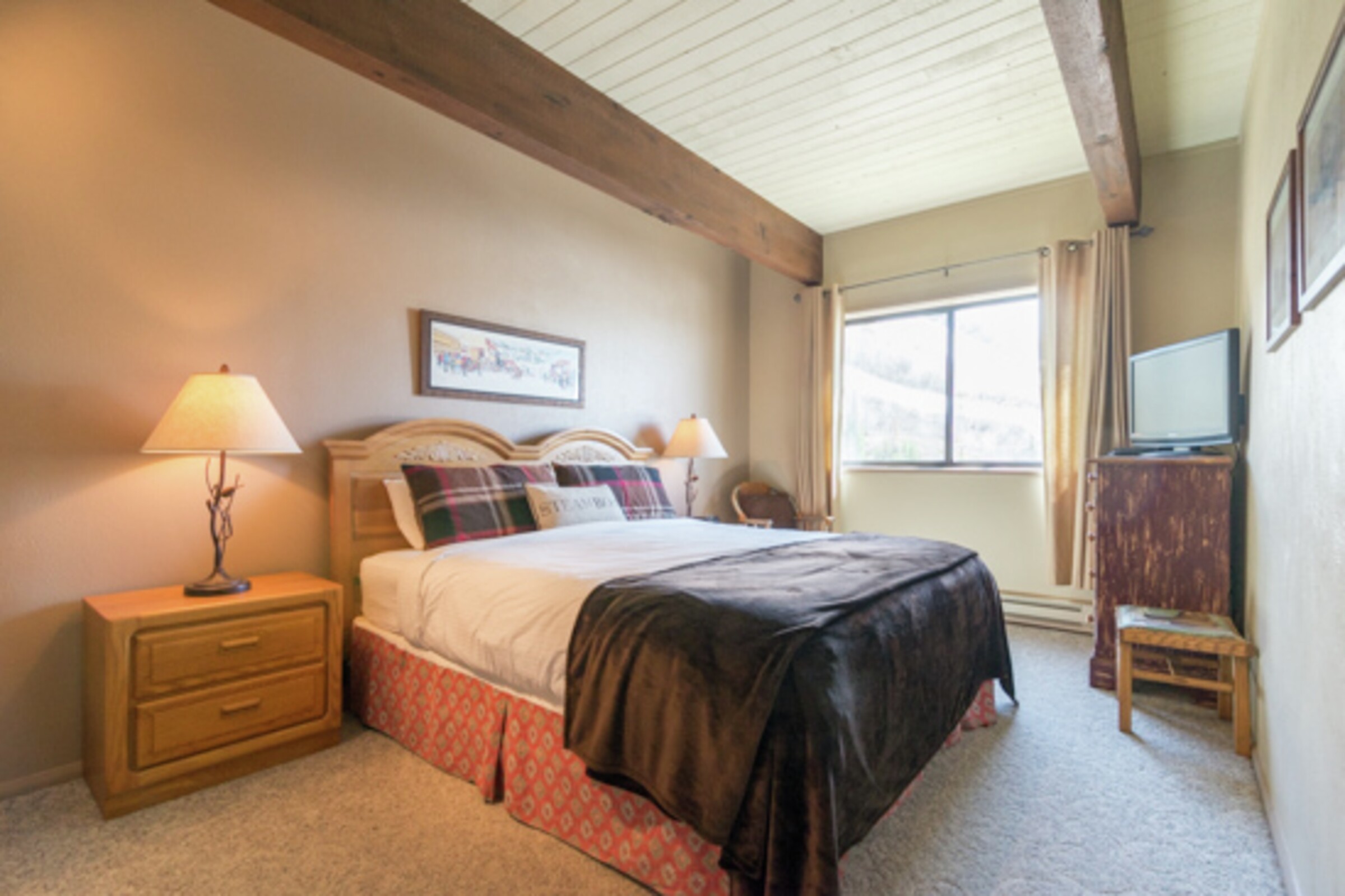#B311 - Master Bedroom