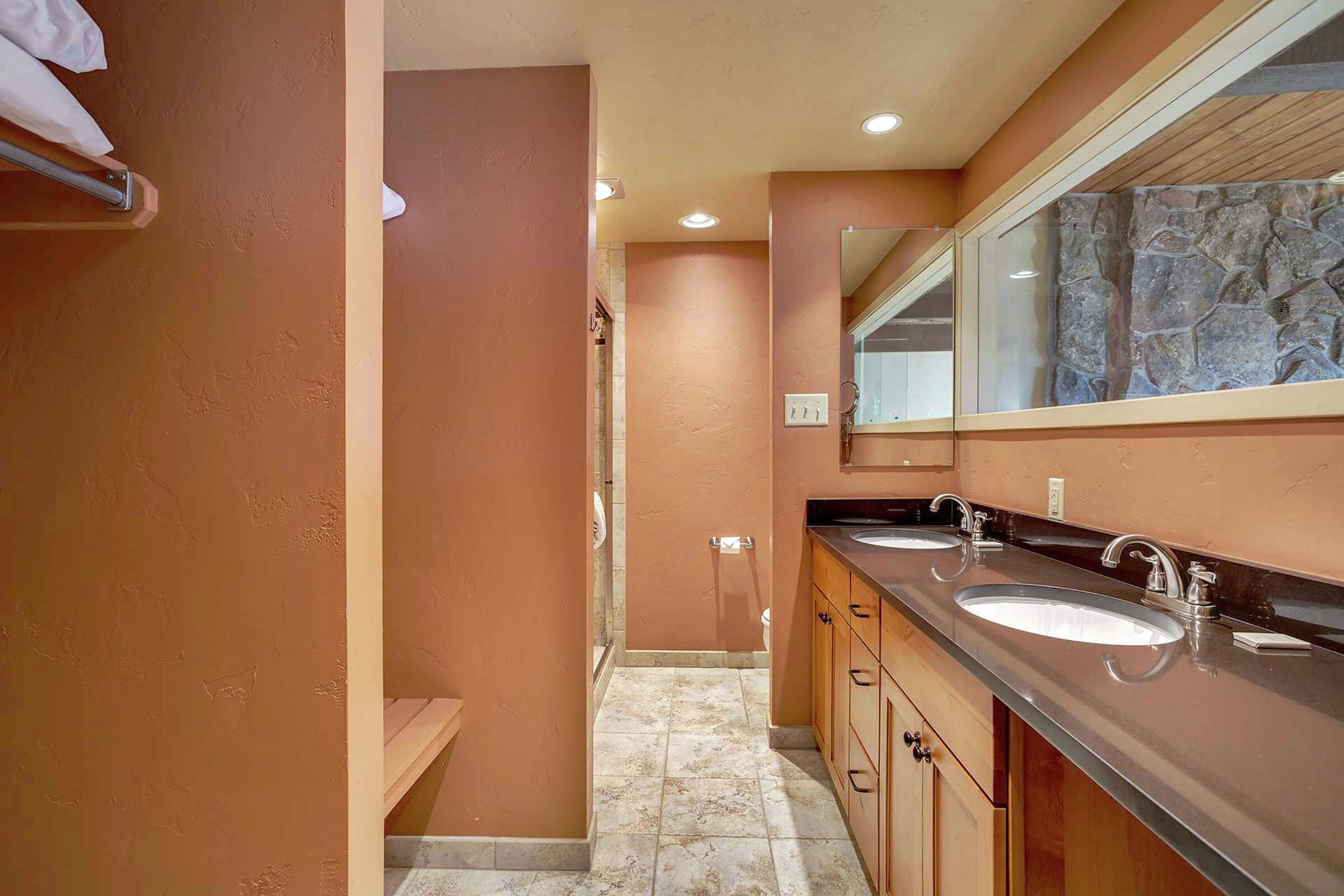 Master Ensuite Bathroom