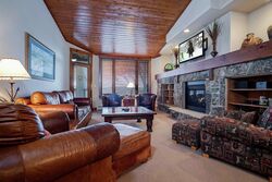 INS02 - Living Room