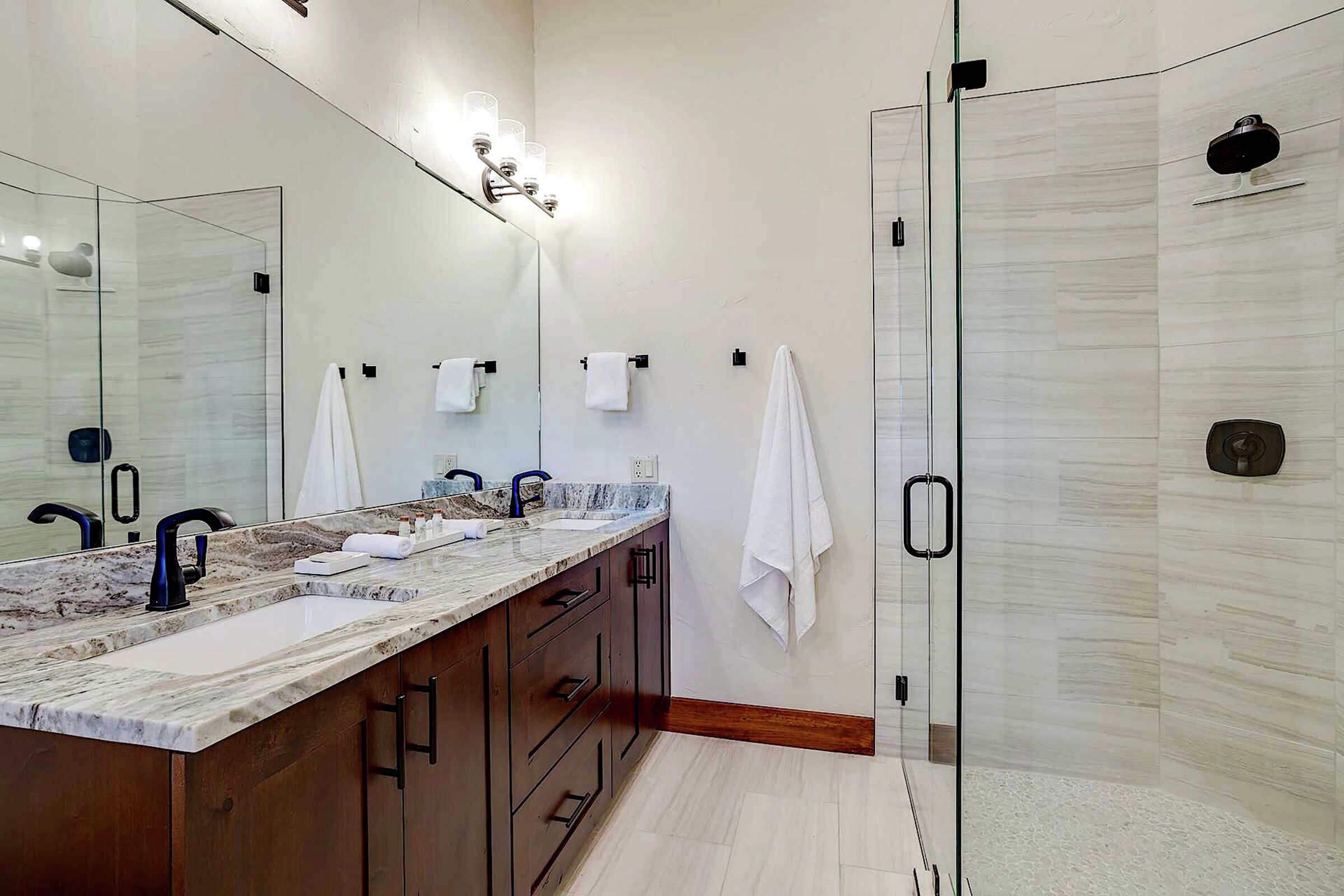 Master Ensuite Bathroom