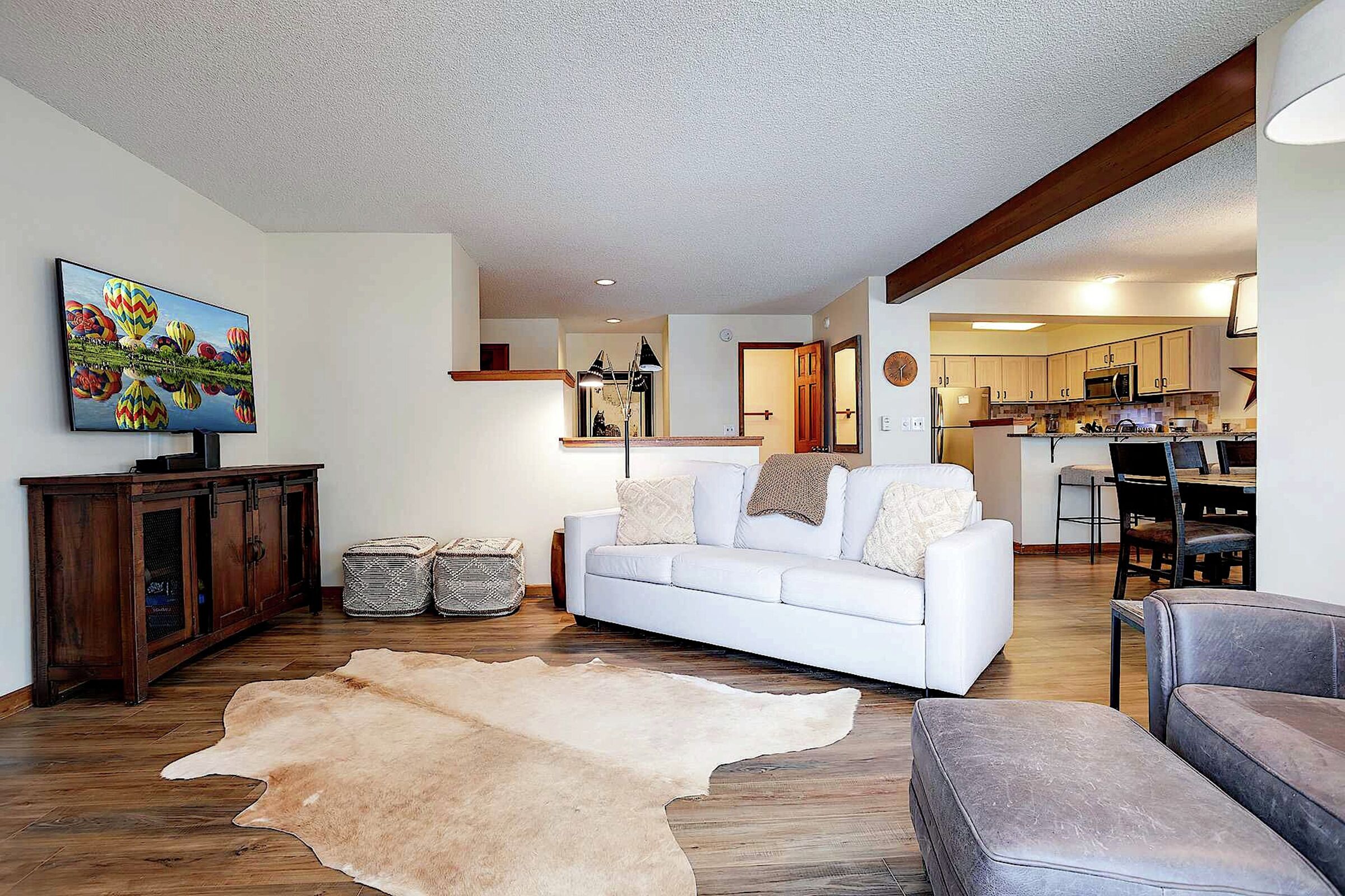 #203 - Living Area