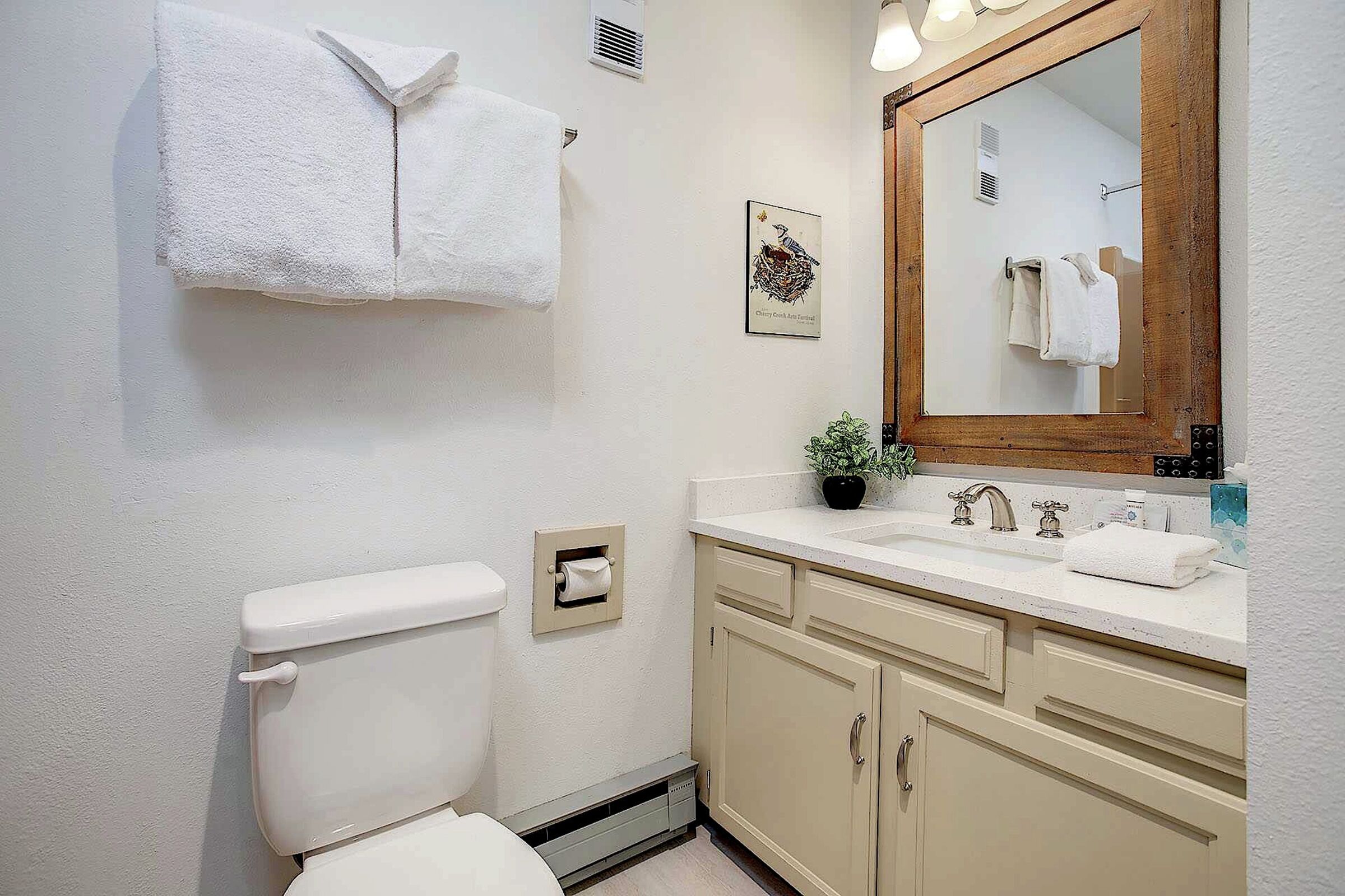 #215 - Ensuite Bathroom