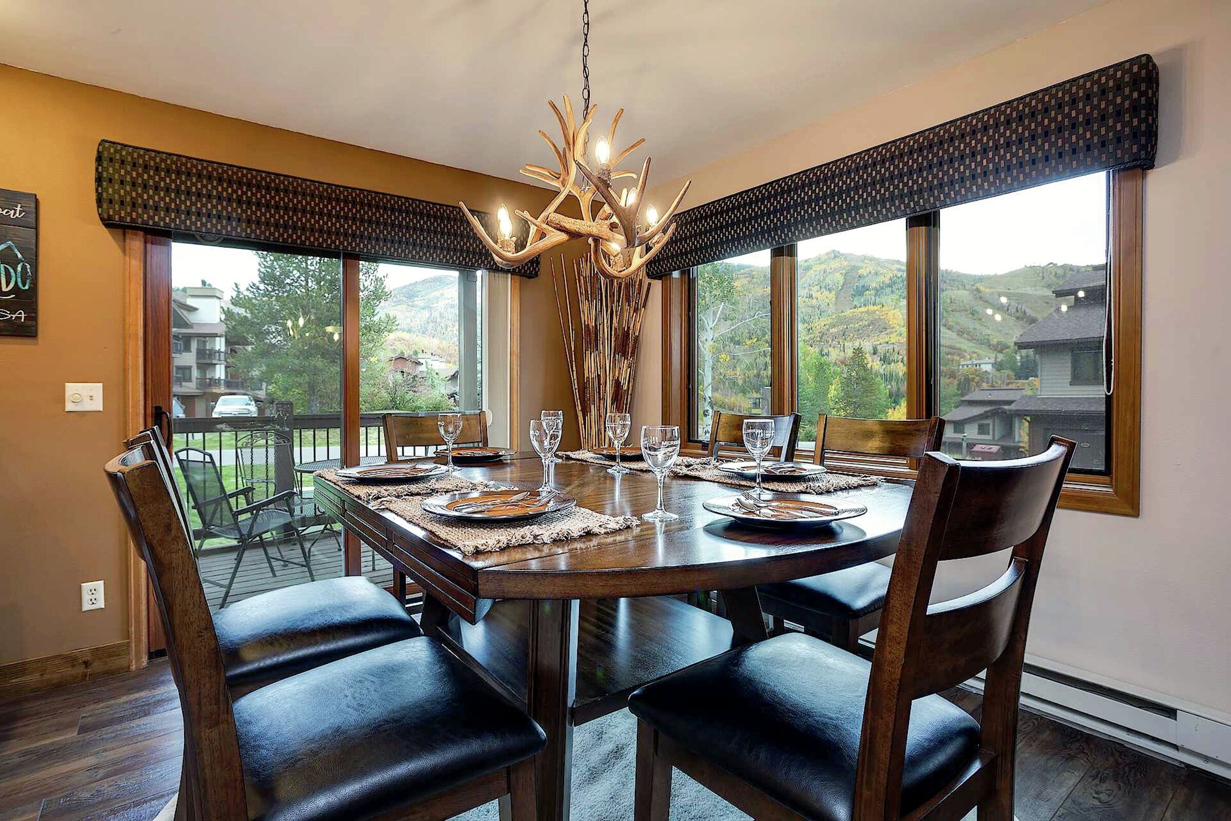 #401 - Dining Room