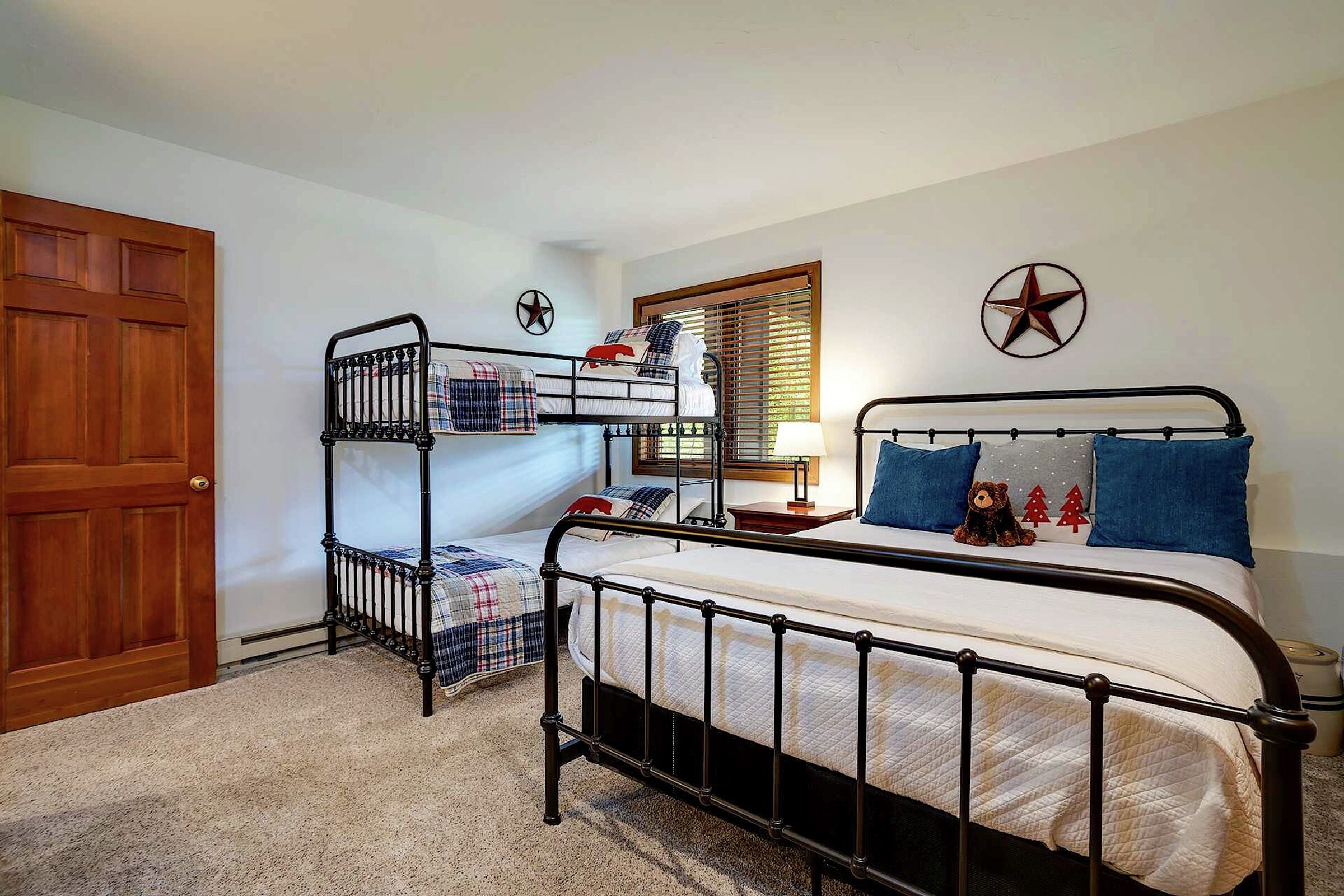 #517 - Bedroom