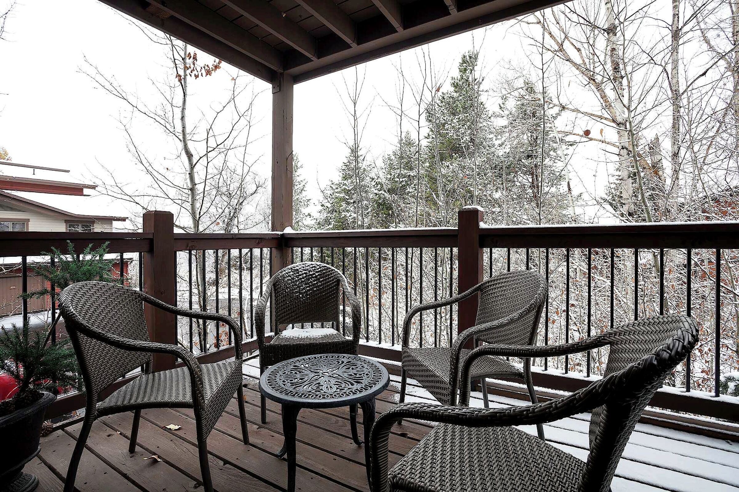 #403 - Balcony