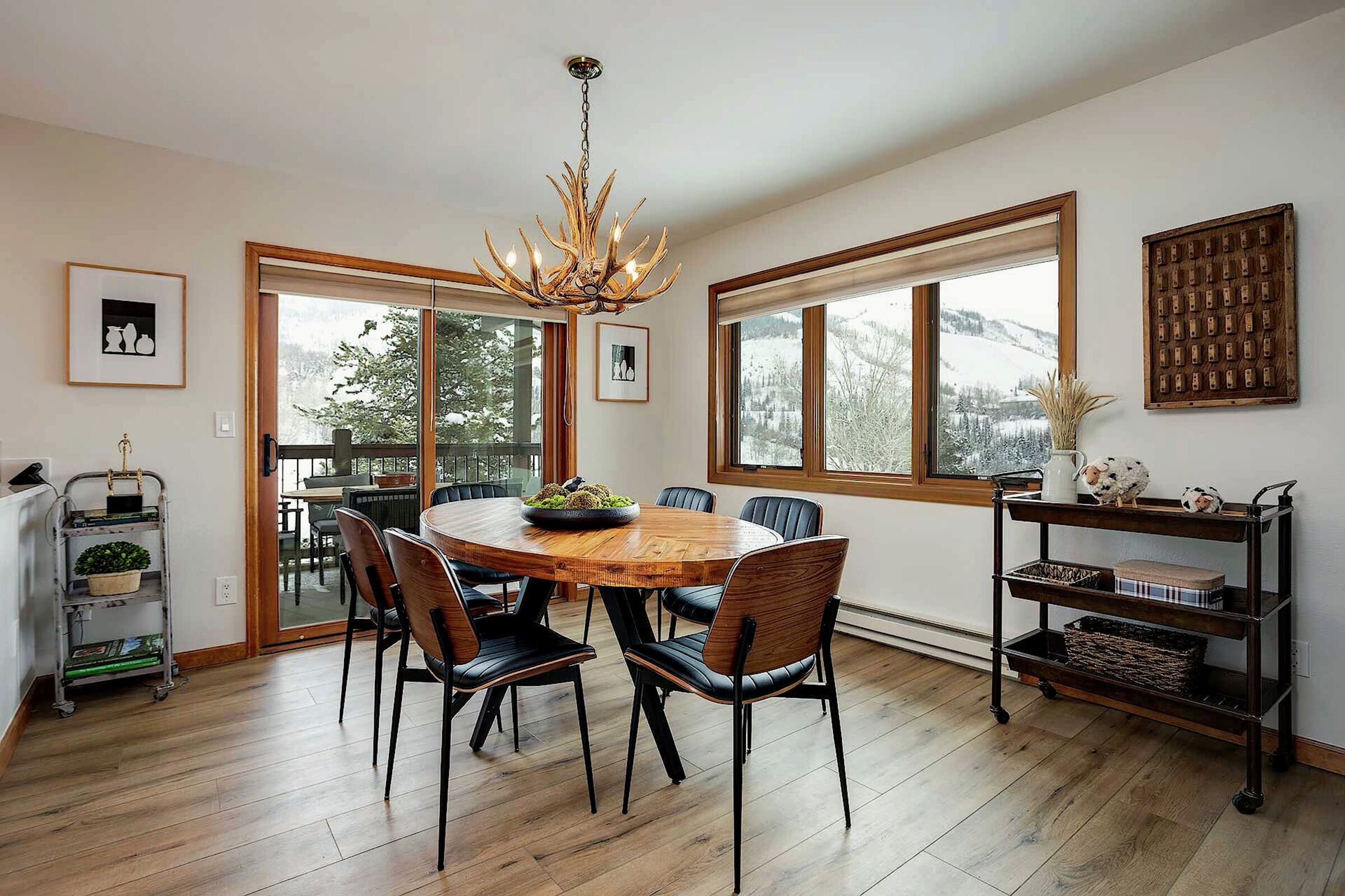 #224 - Dining Room