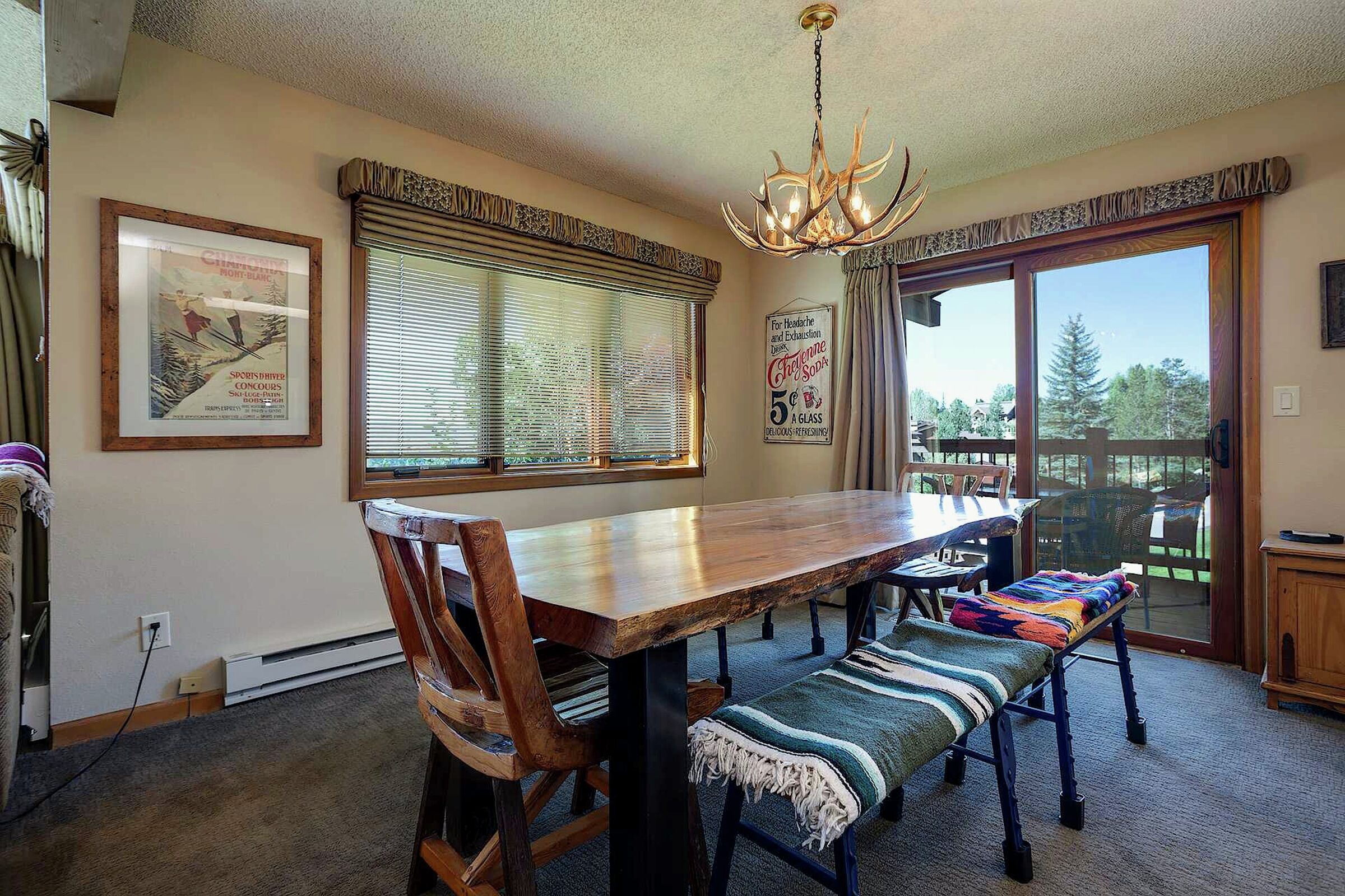 #302 - Dining Room