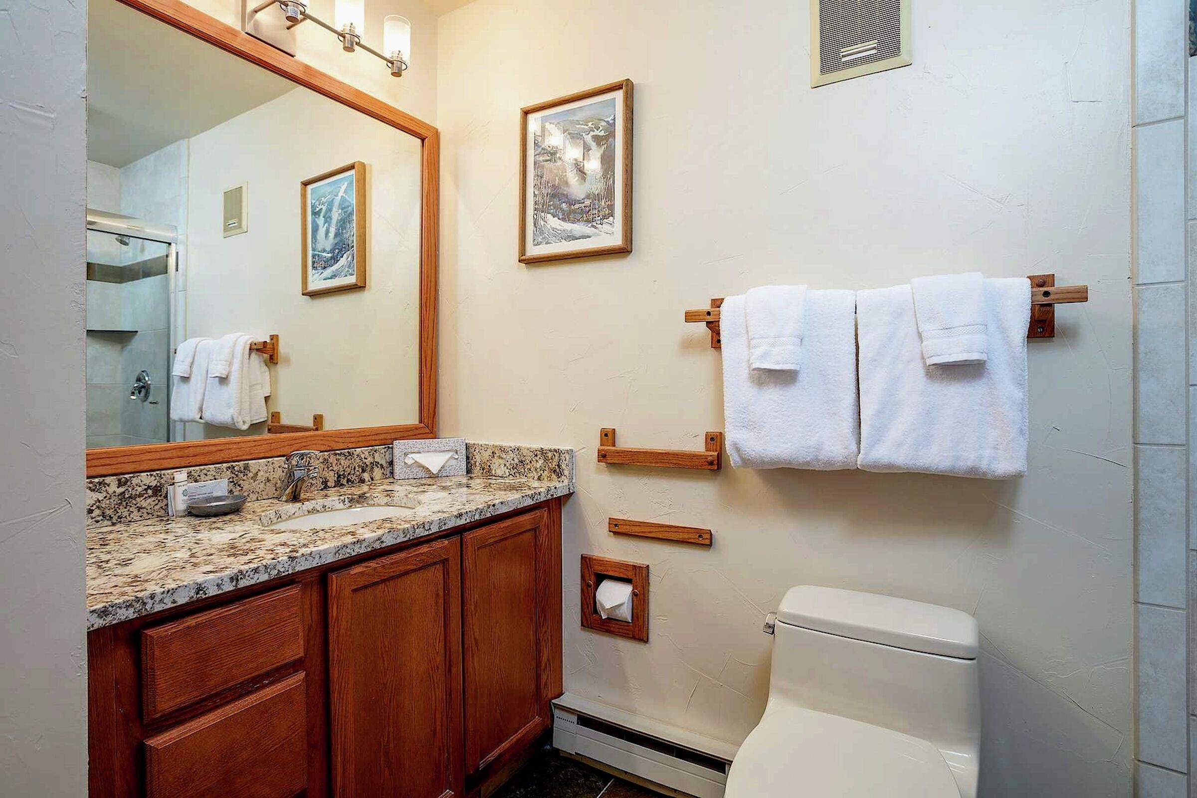 #502 - Bathroom
