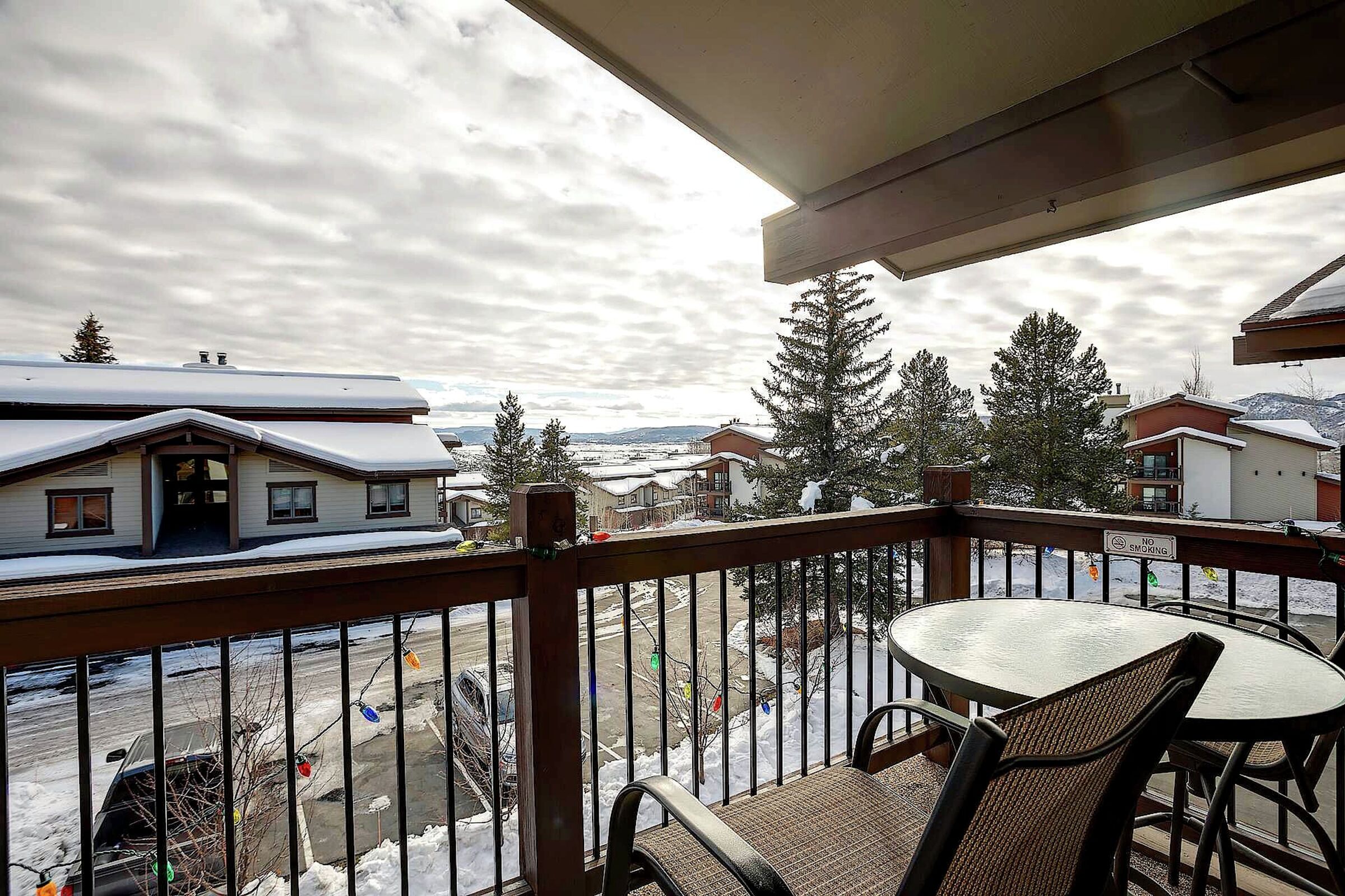 #106 - Balcony