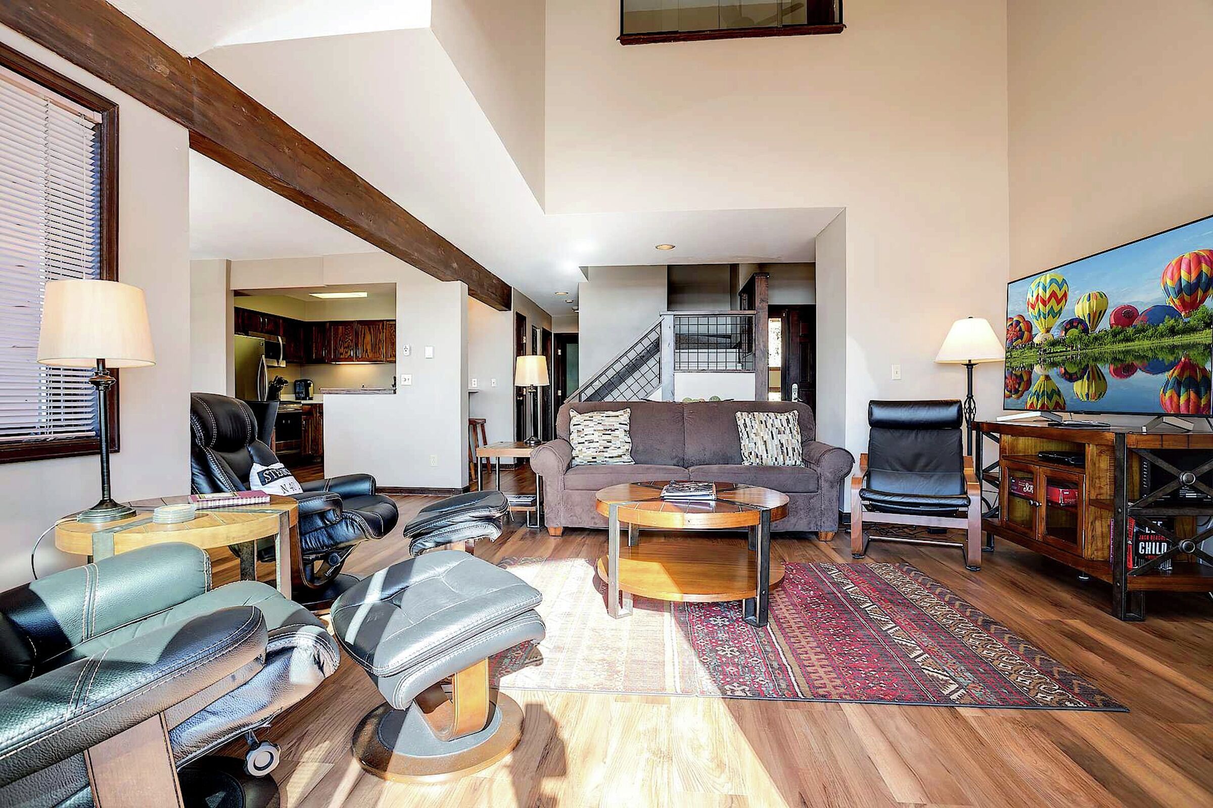 #106 - Living Area
