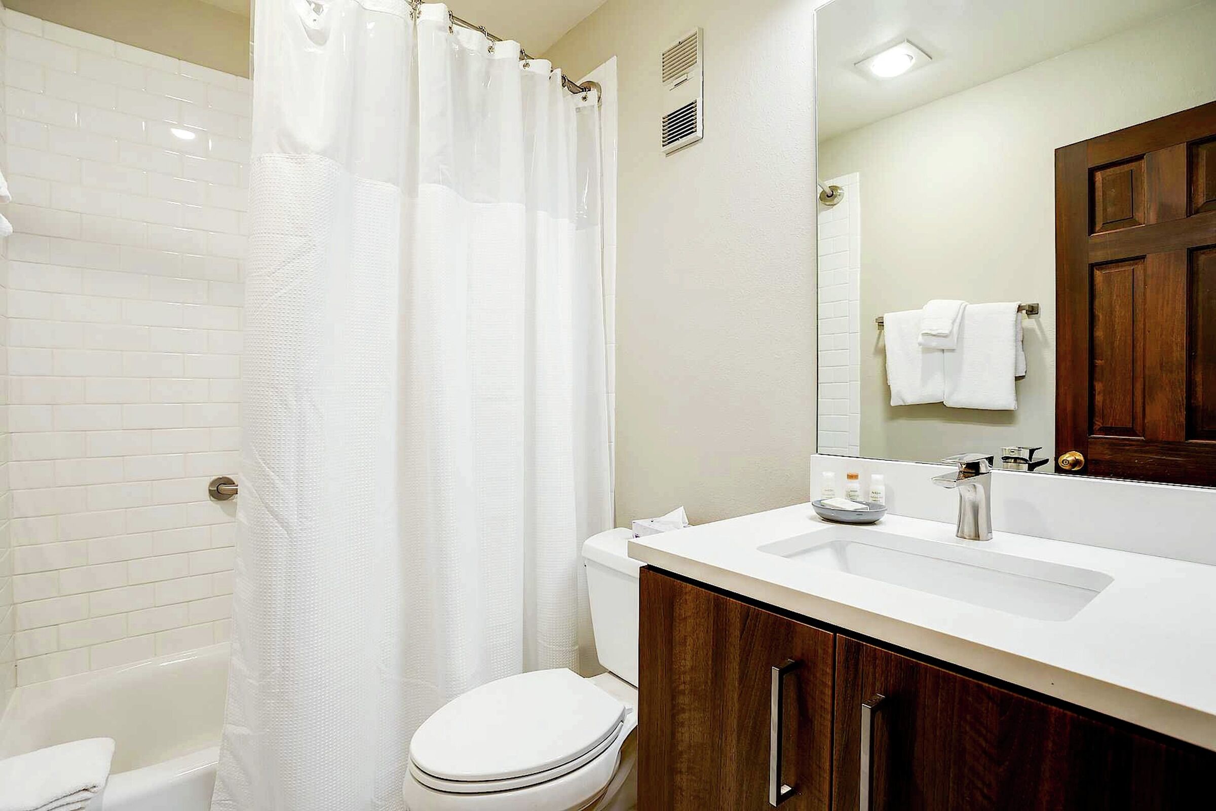 #106 - Bathroom
