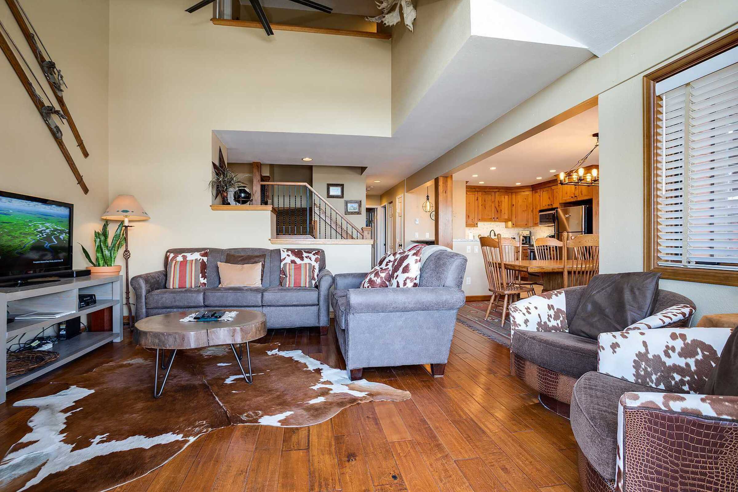 #304 - Living Area