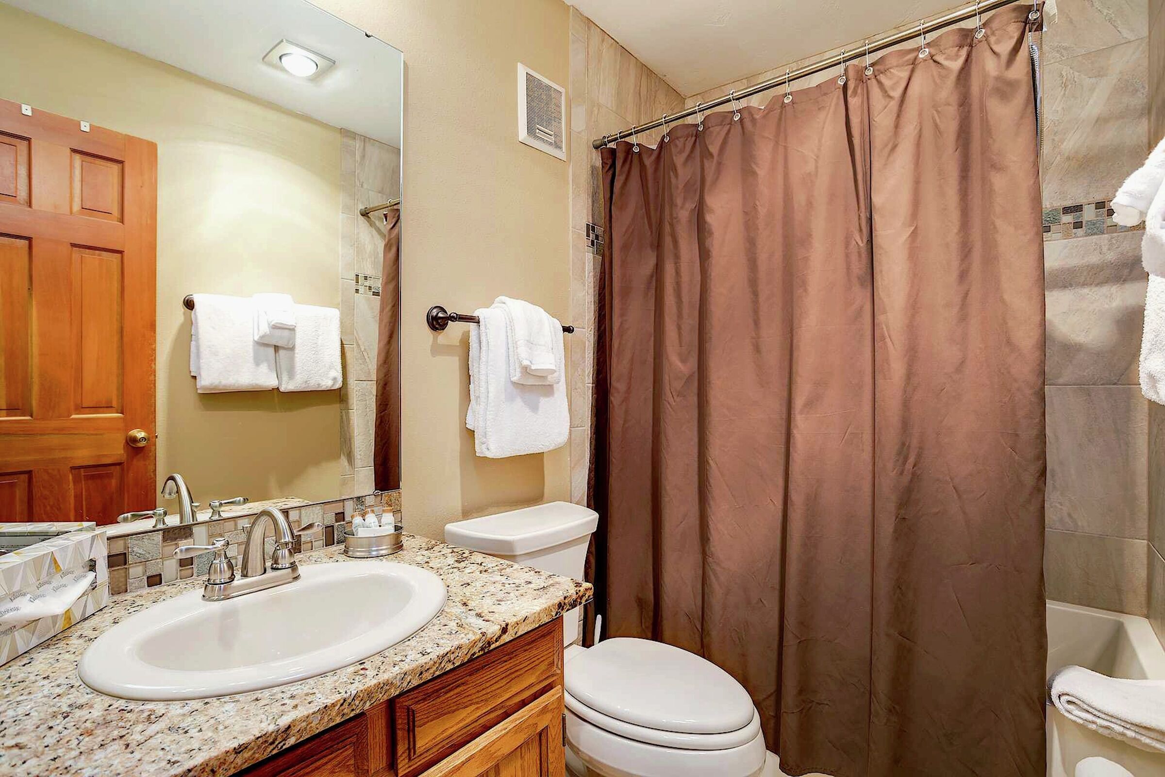 #606 - Bathroom