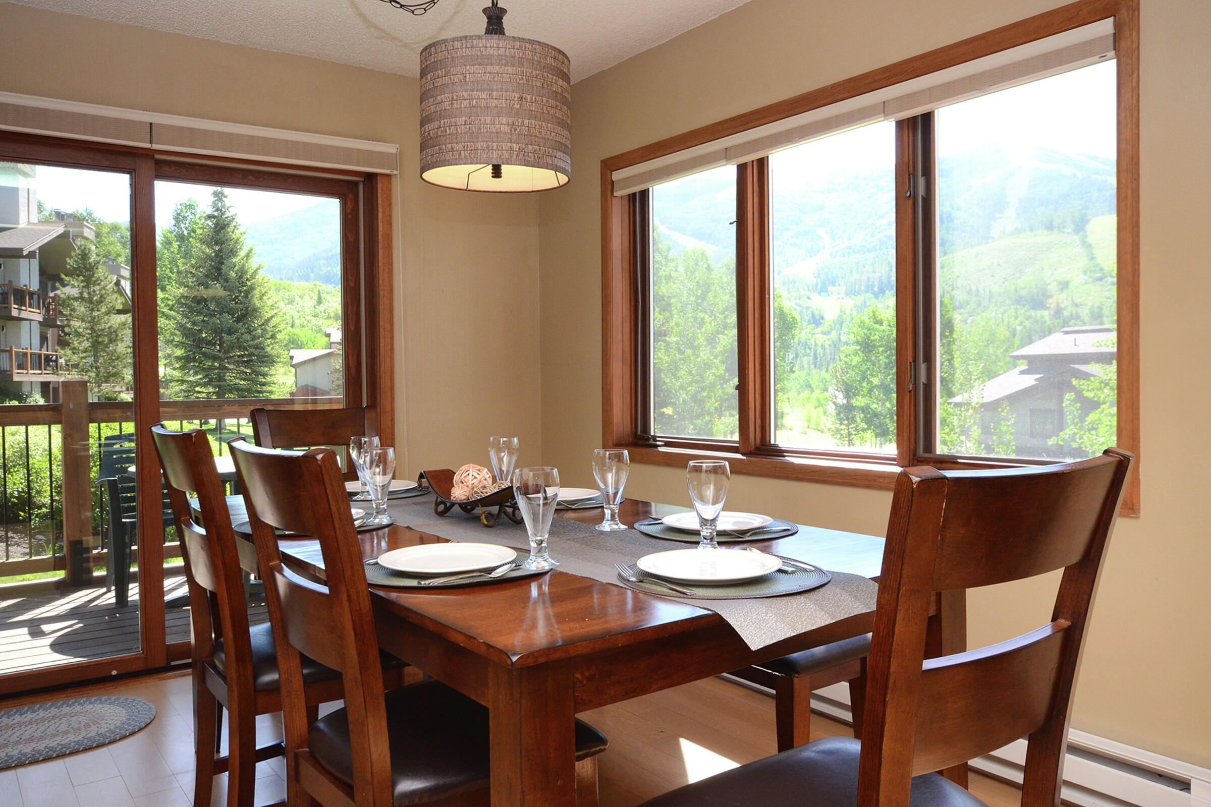 #405 - Dining Room