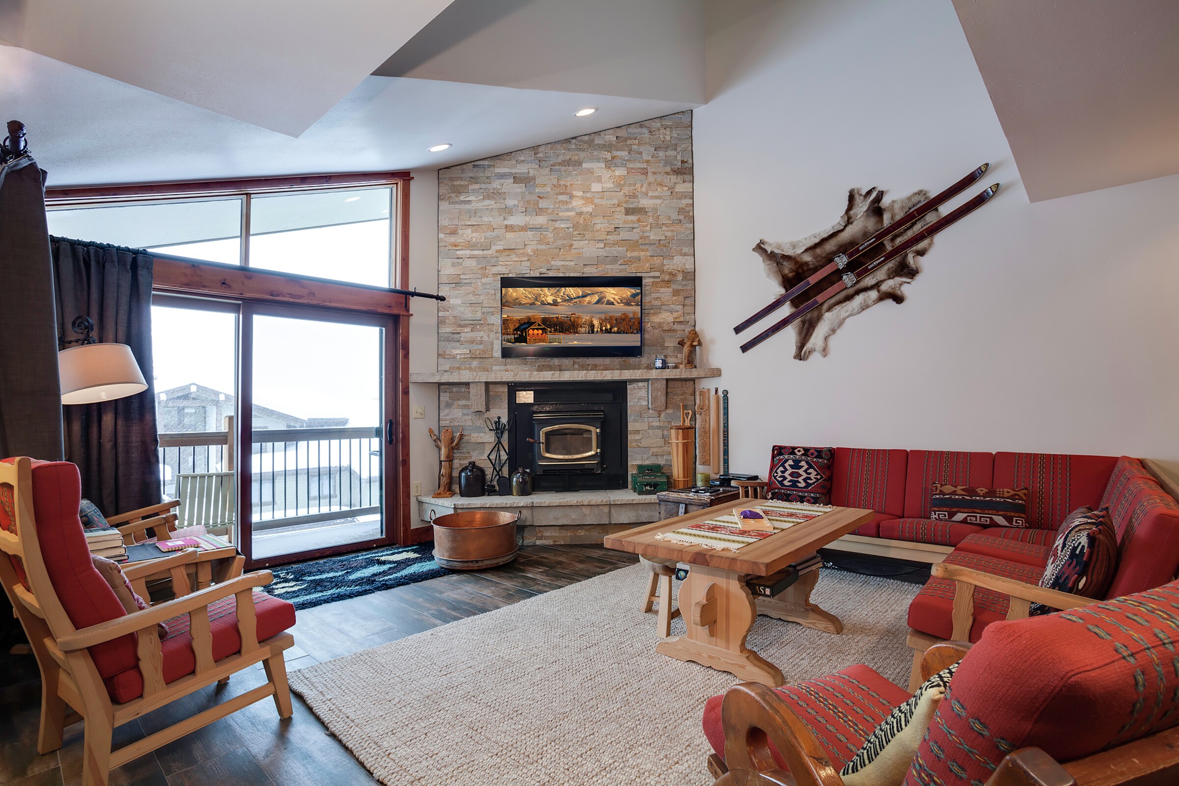 #220 - Living Room