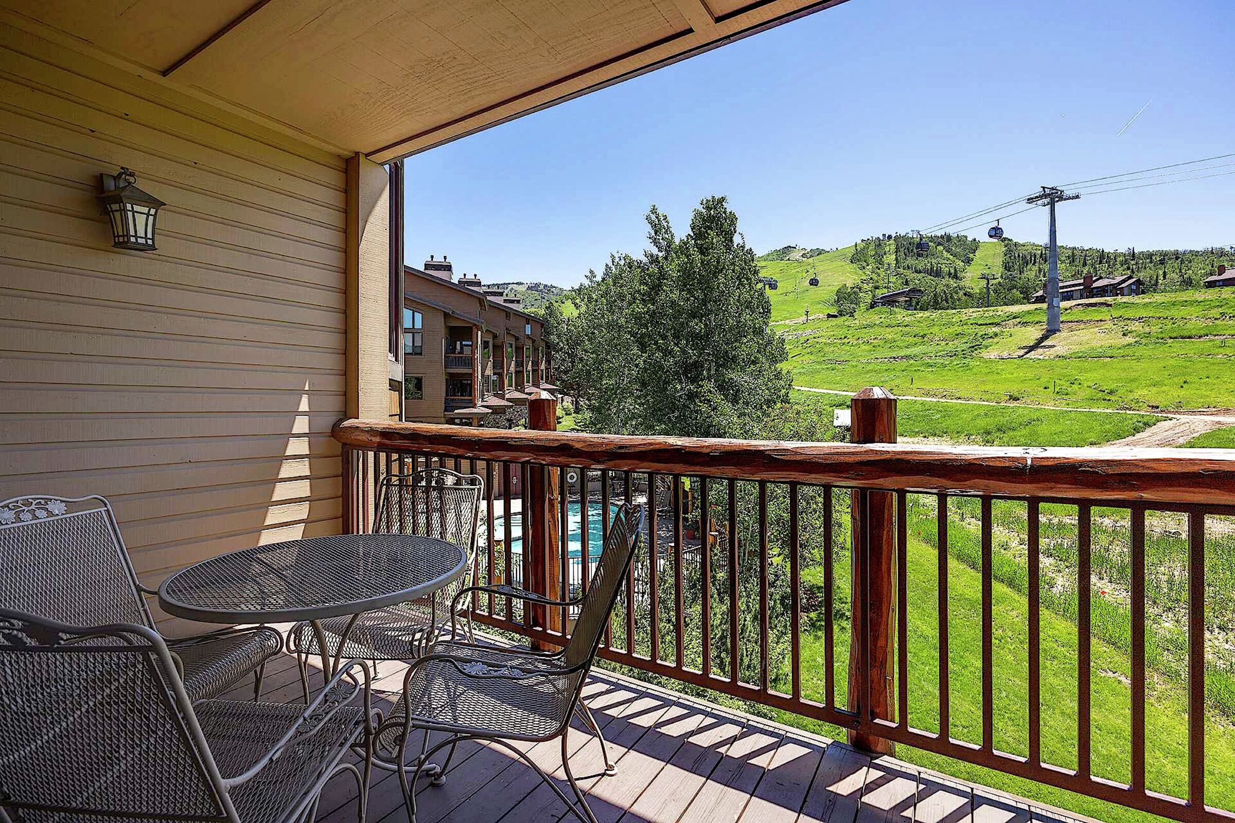 #124 - Balcony