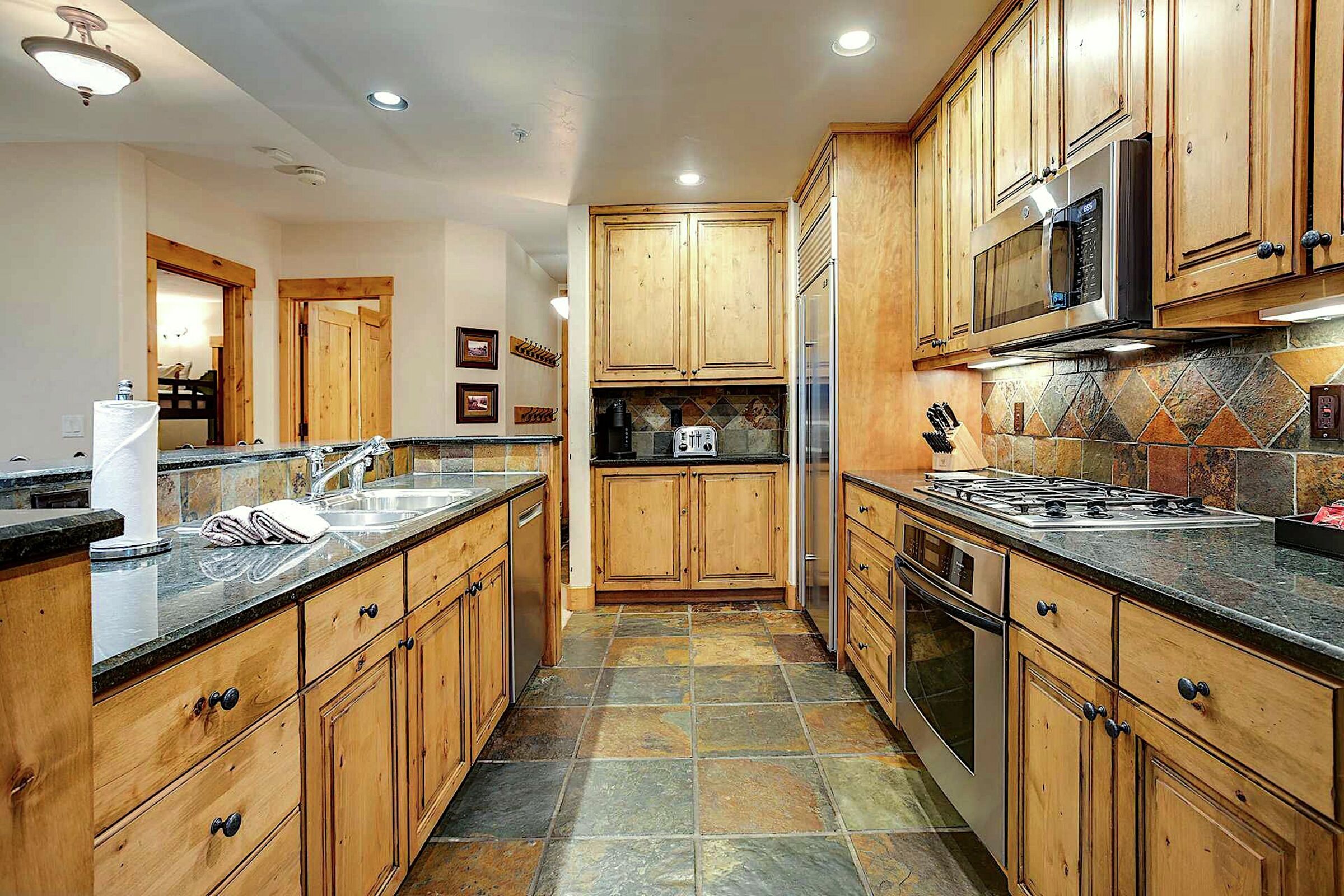 #116 - Kitchen