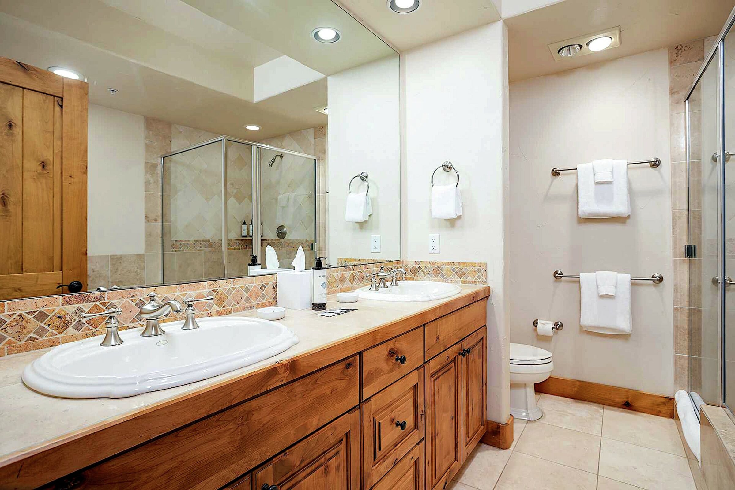#116 - Bathroom