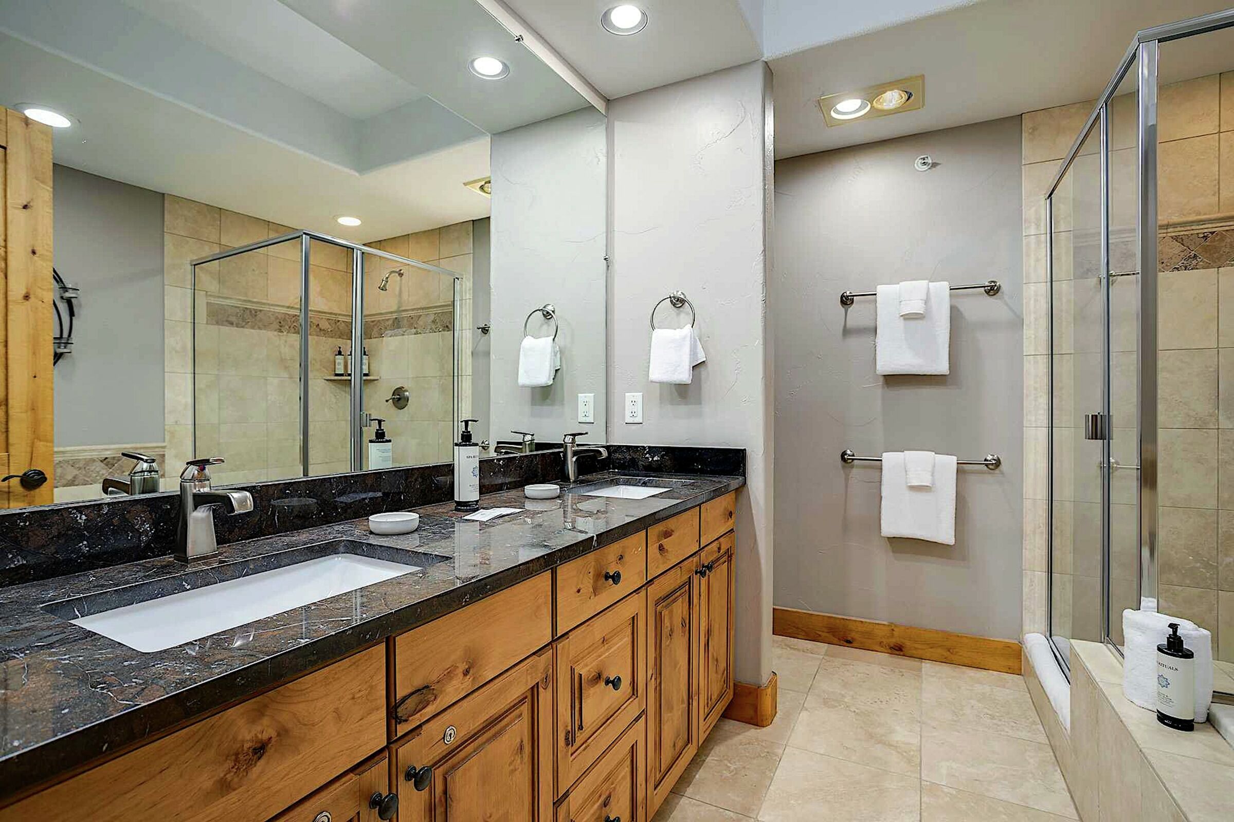 #222 - Bathroom