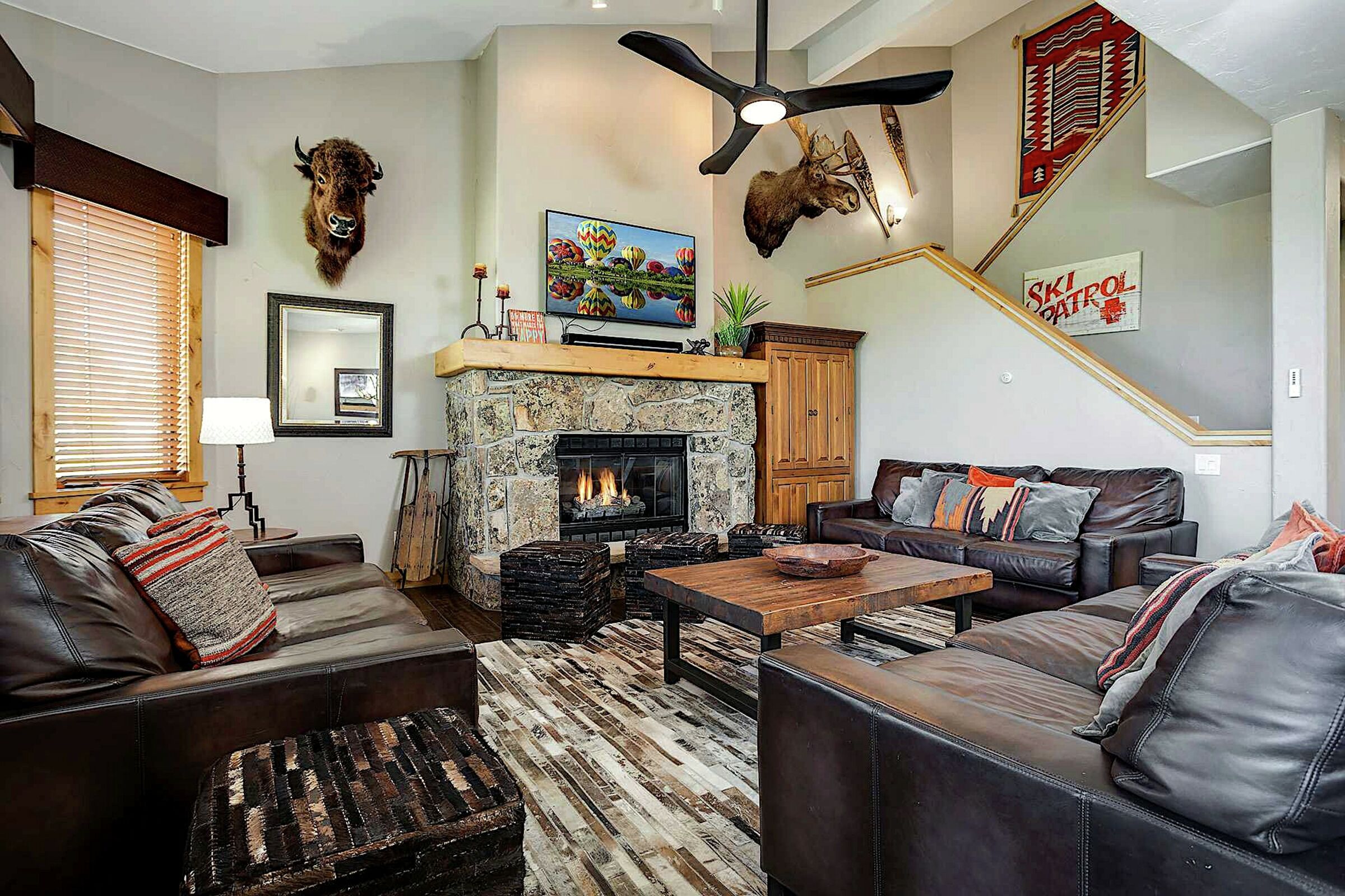 #222 - Living Room