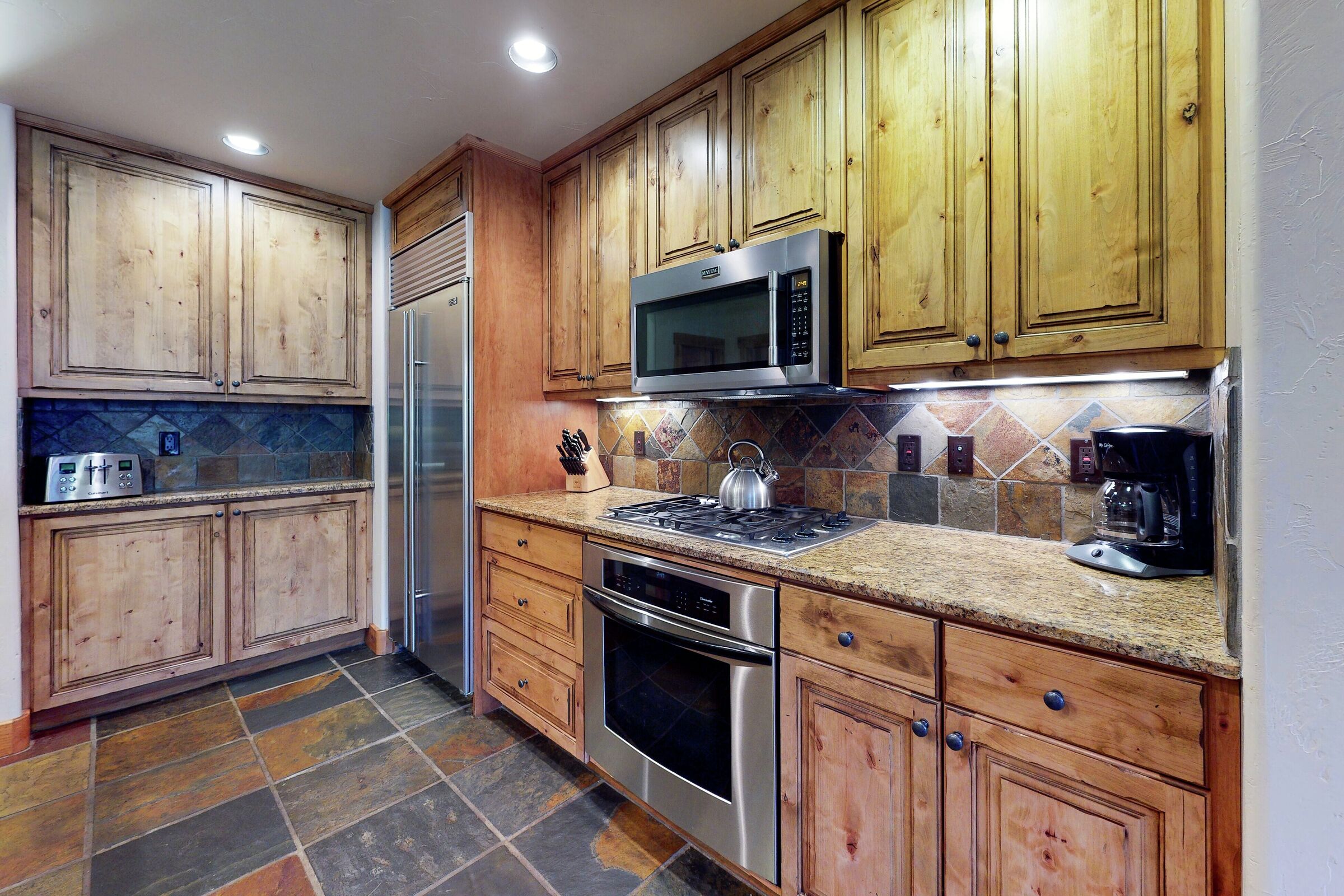 #115 - Kitchen