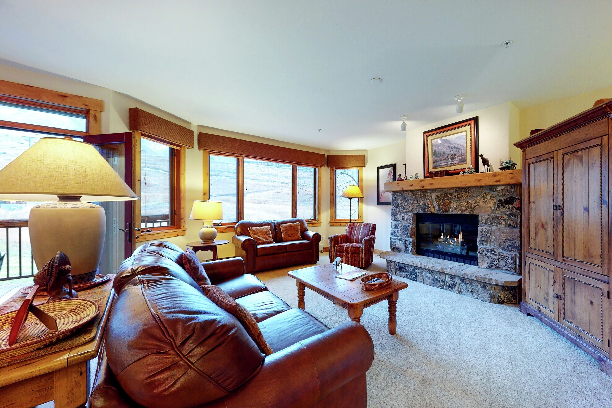 #115 - Living Area