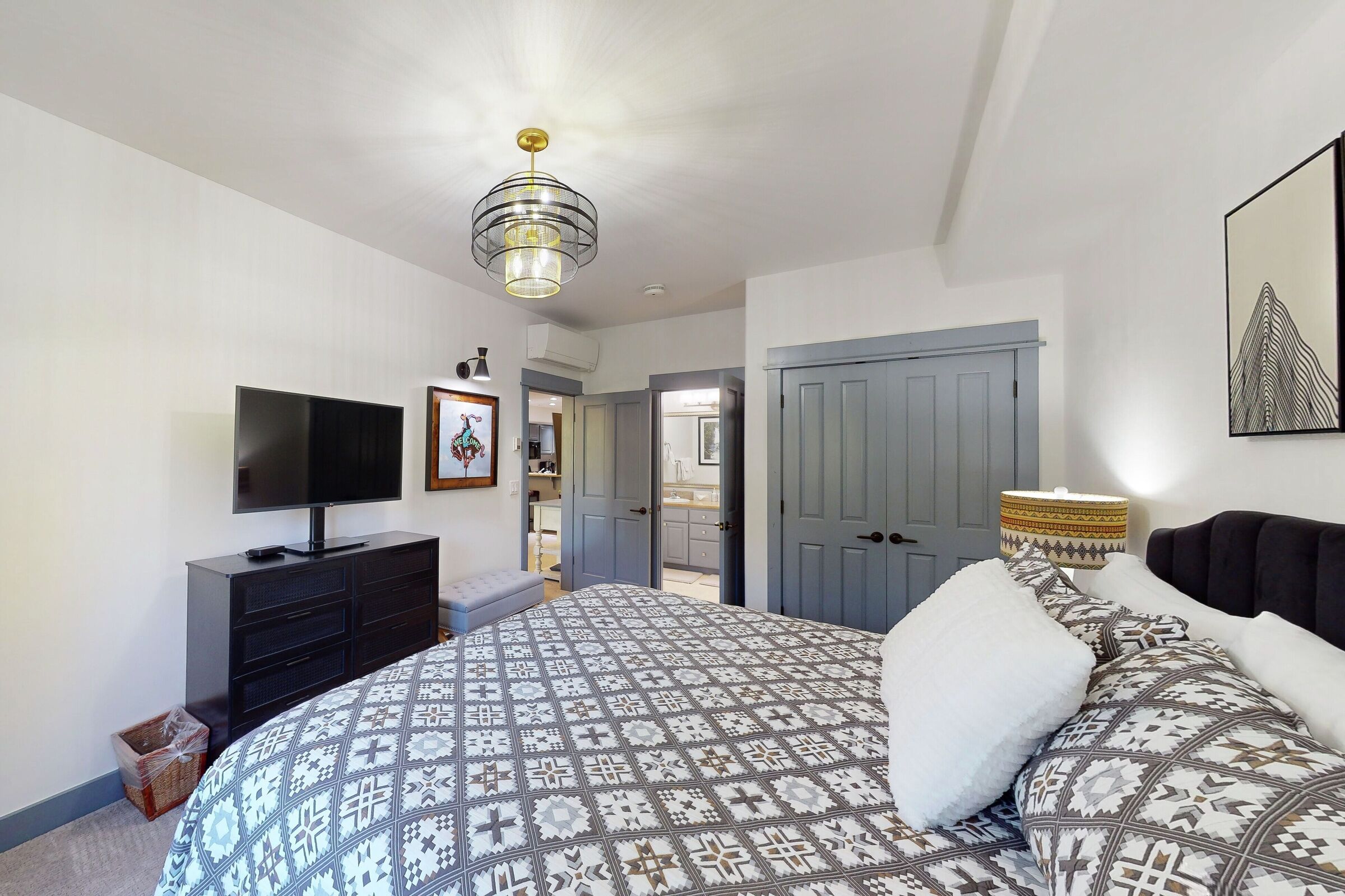 #B304 - Master Bedroom