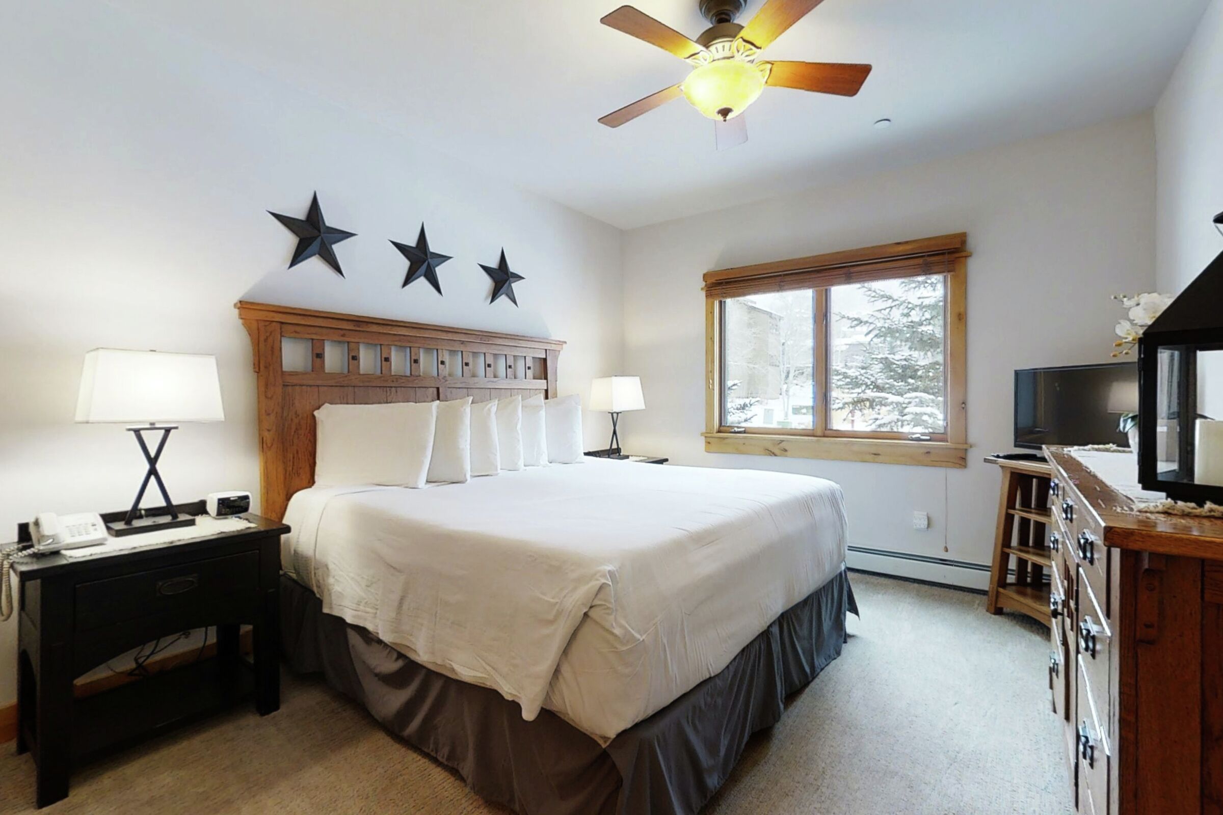 #B105 - Master Bedroom