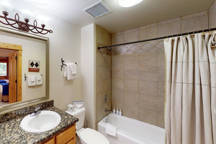 #B207 - Bathroom