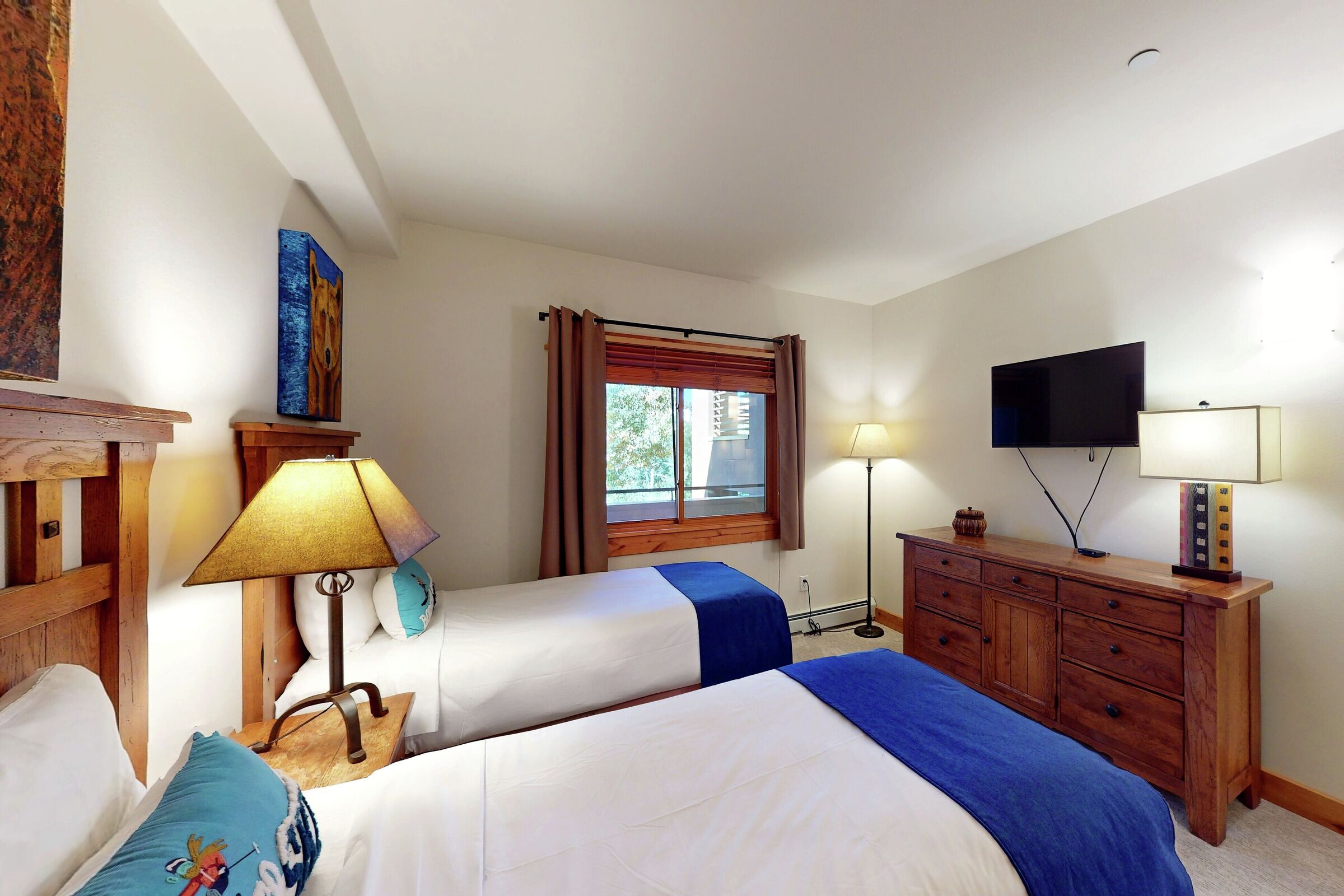 #B207 - Bedroom
