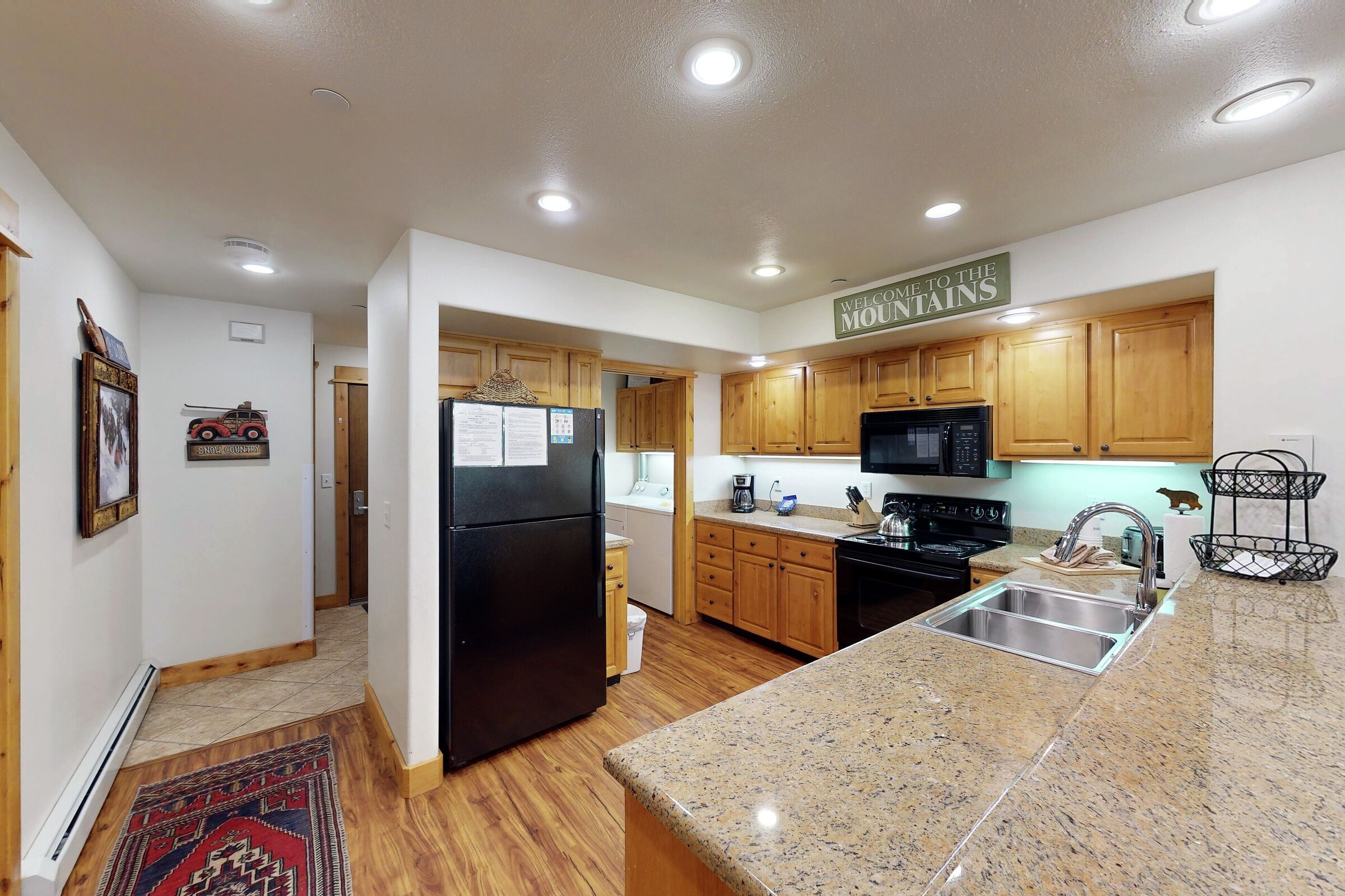 #B207 - Kitchen
