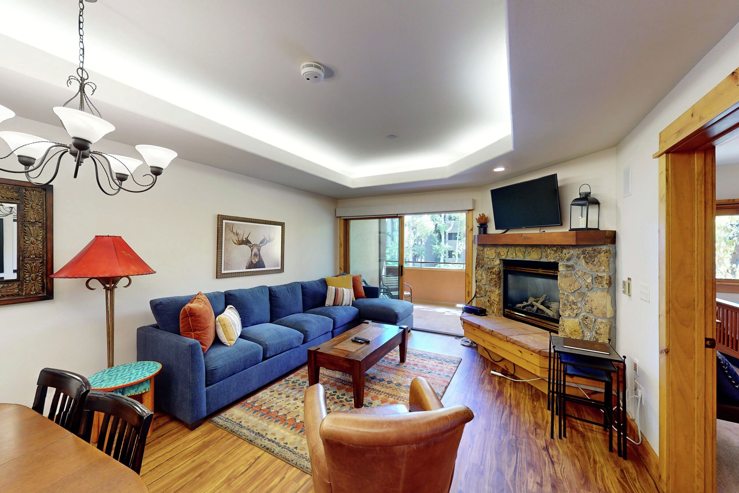 #B207 - Living Area
