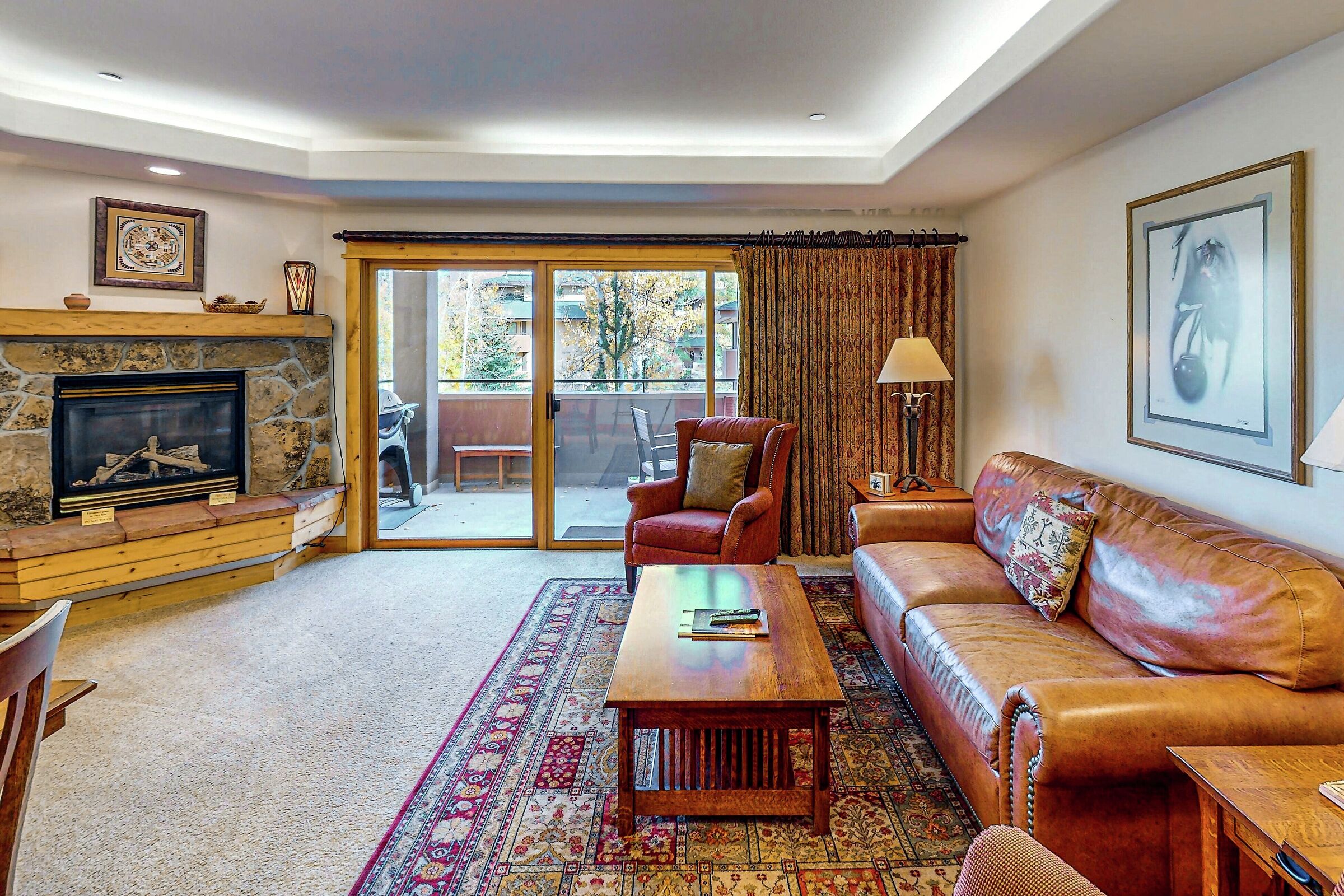 #B203 - Living Area