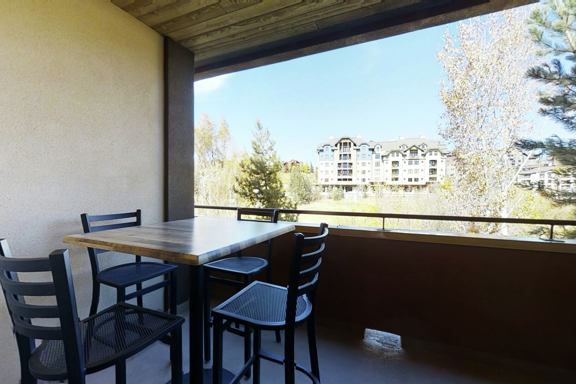 #A206 - Balcony