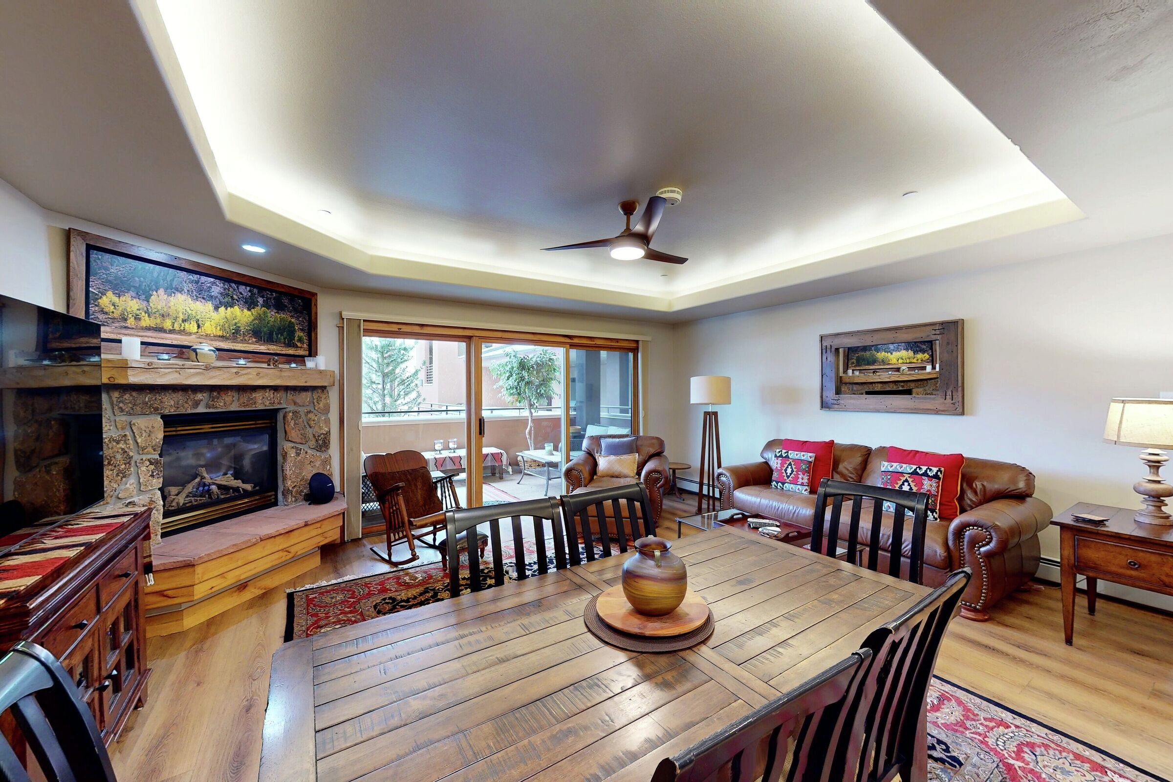 #B103 - Living Area