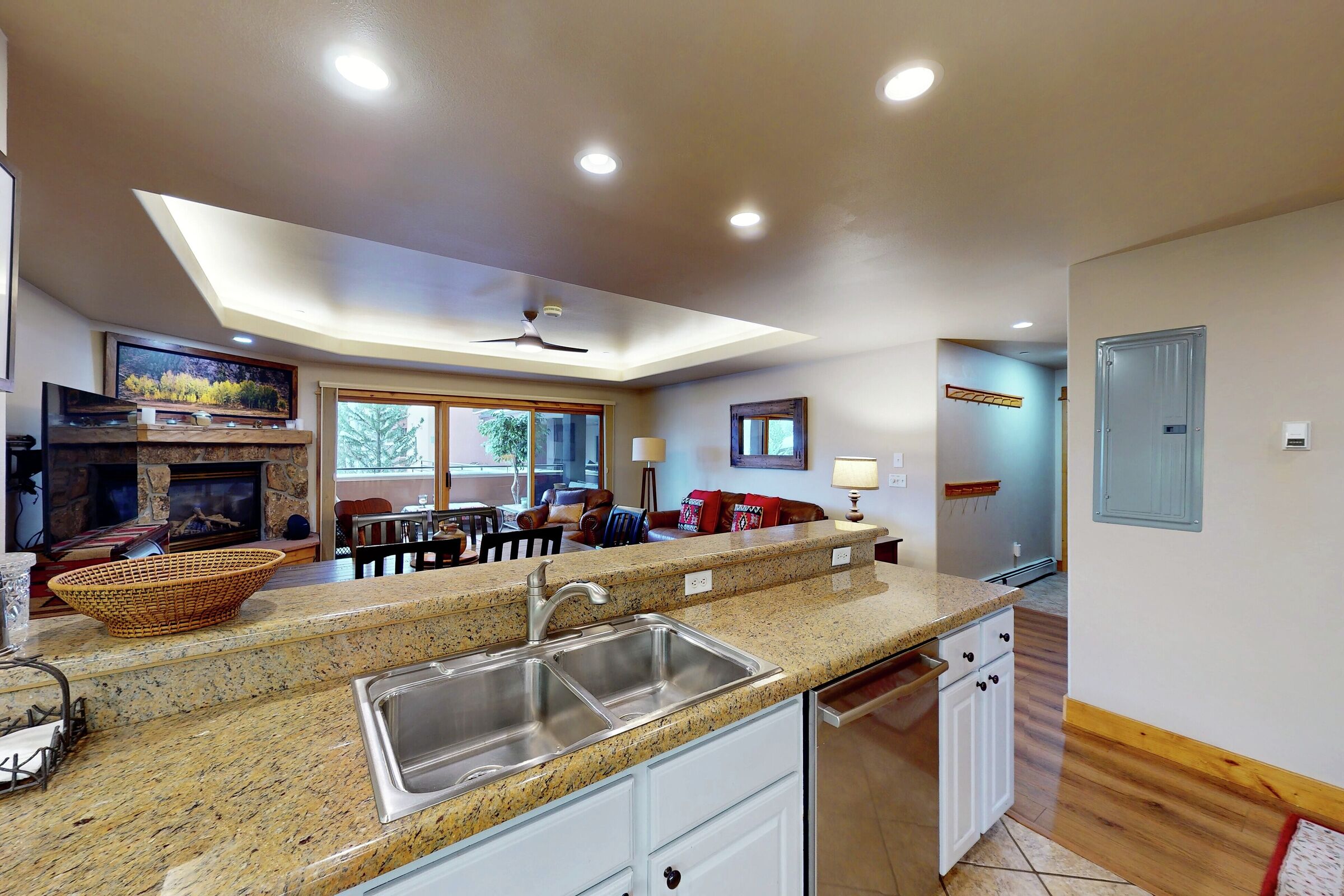 #B103 - Kitchen