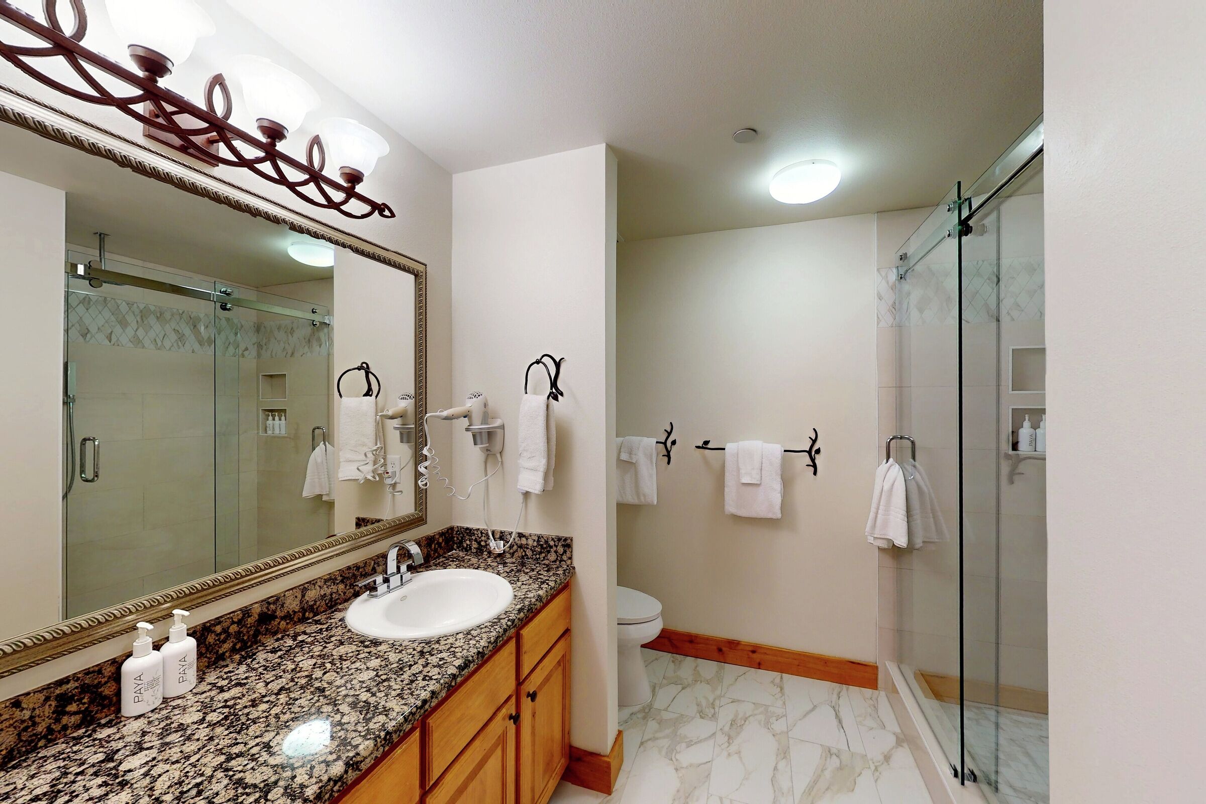 #A104 - Bathroom