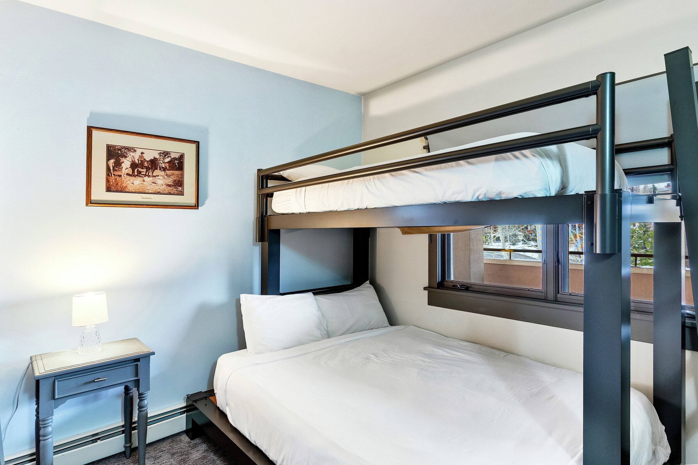 #B201 - Bedroom