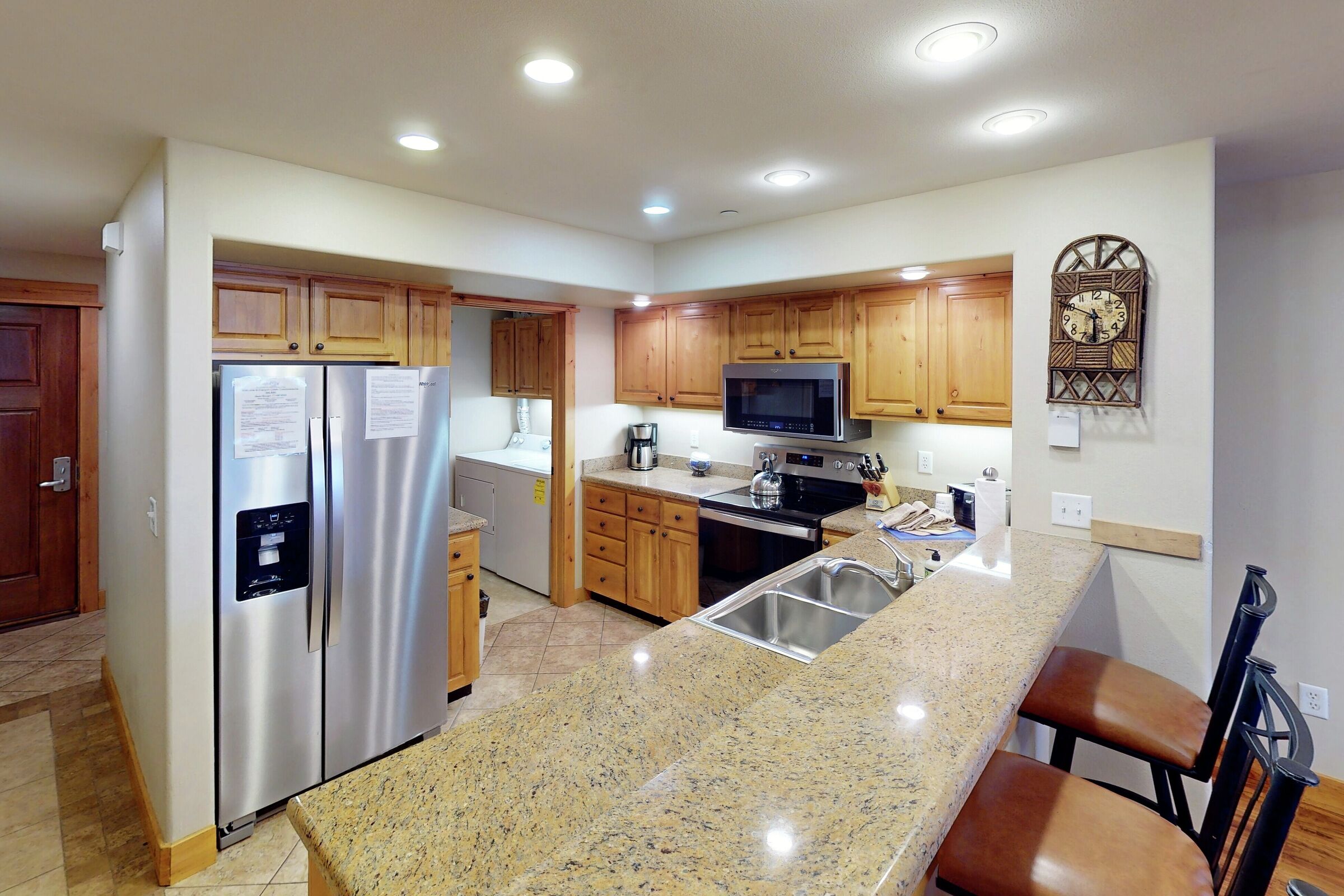 #B301 - Kitchen