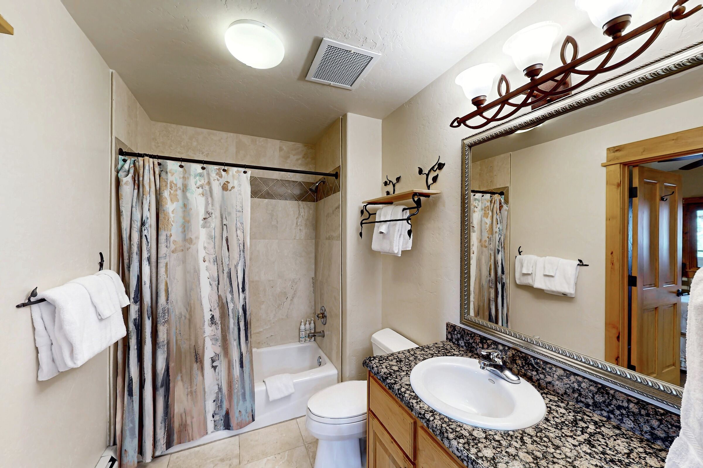 #A301 - Ensuite Bathroom