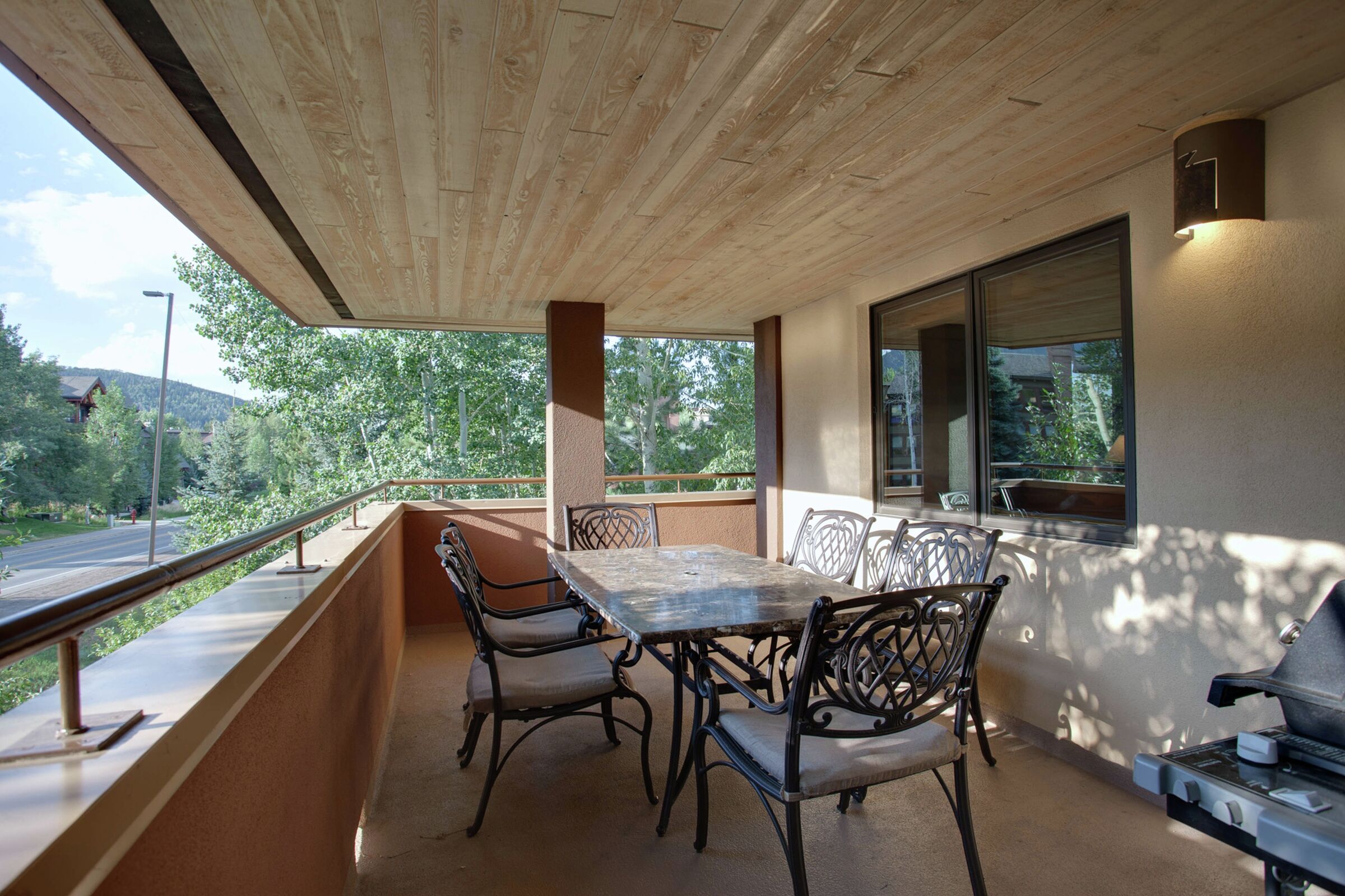 #A208 - Balcony