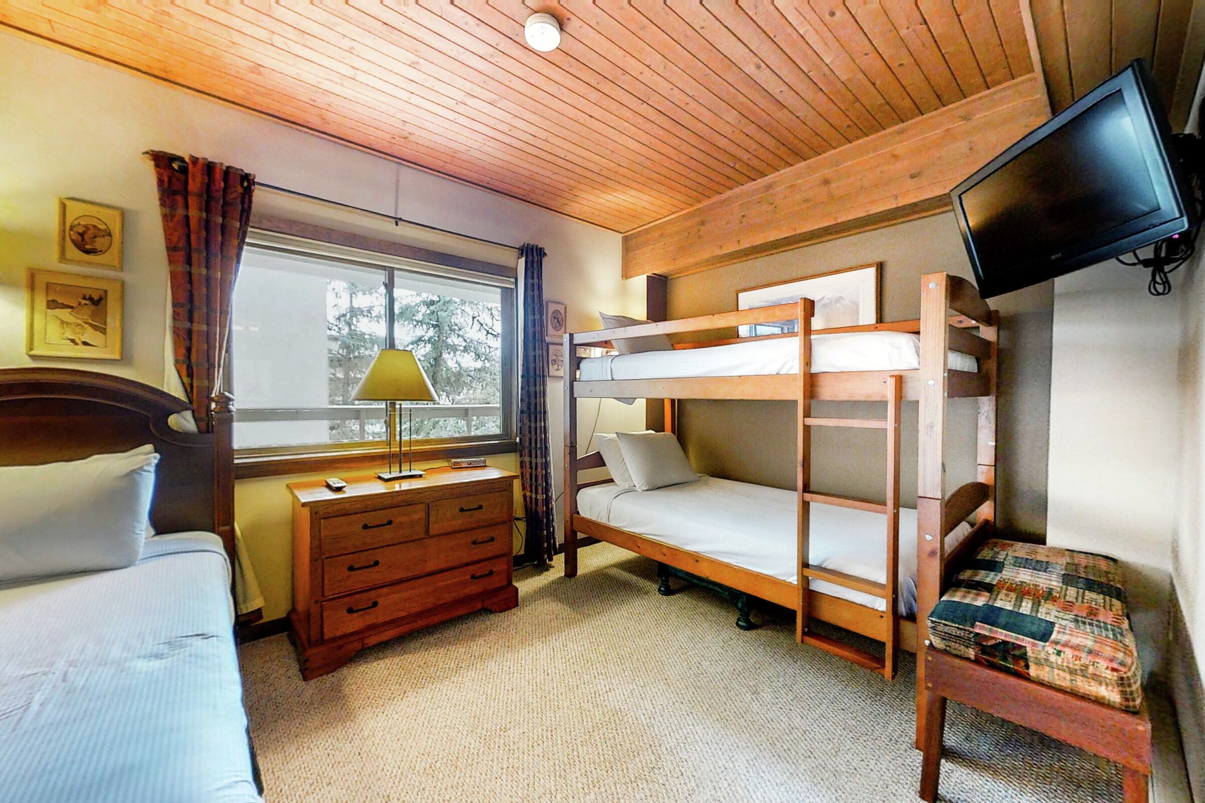 #405 - Bedroom